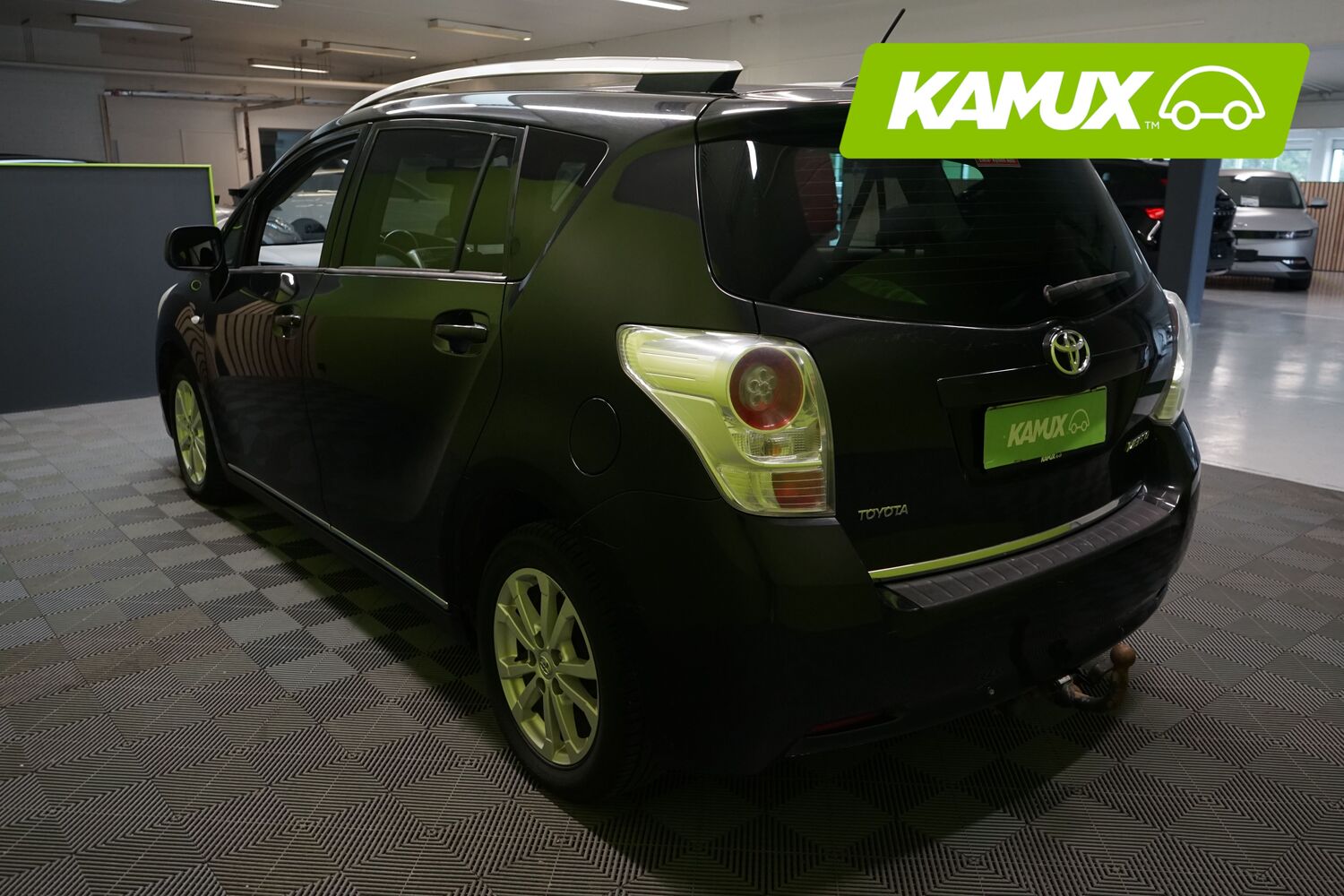 Toyota Verso vaihtoauto