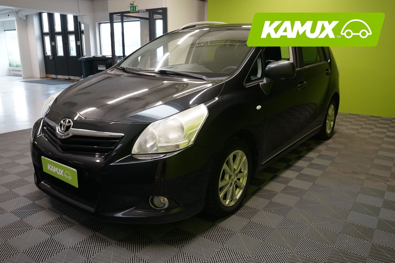 Toyota Verso vaihtoauto