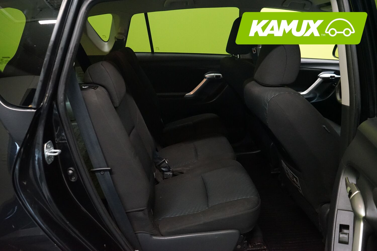 Toyota Verso vaihtoauto