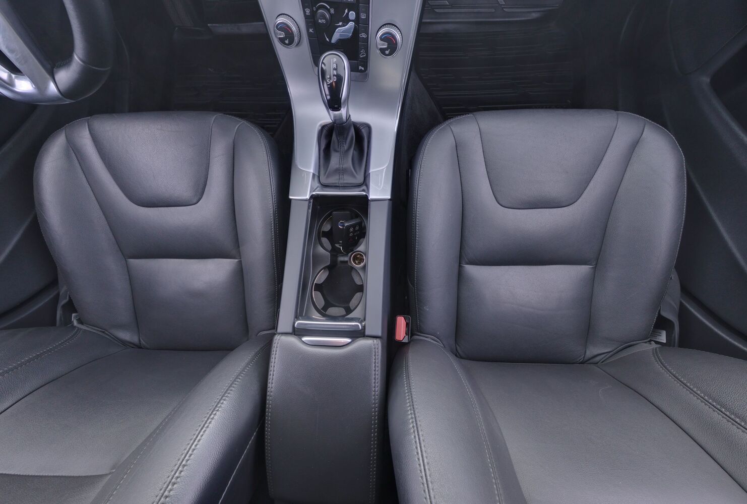 Volvo V60 Cross Country vaihtoauto