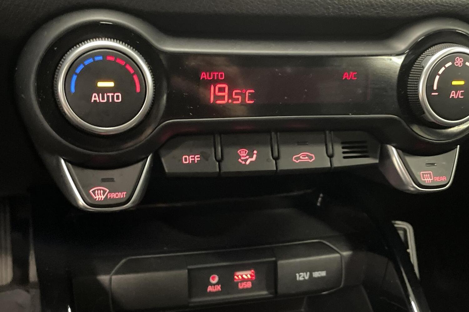 Kia Stonic vaihtoauto
