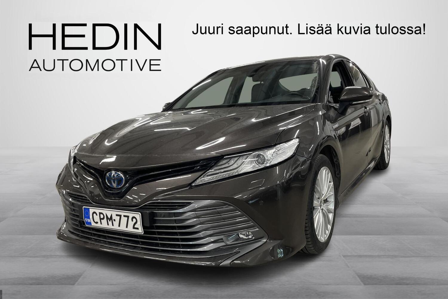 Toyota Camry vaihtoauto