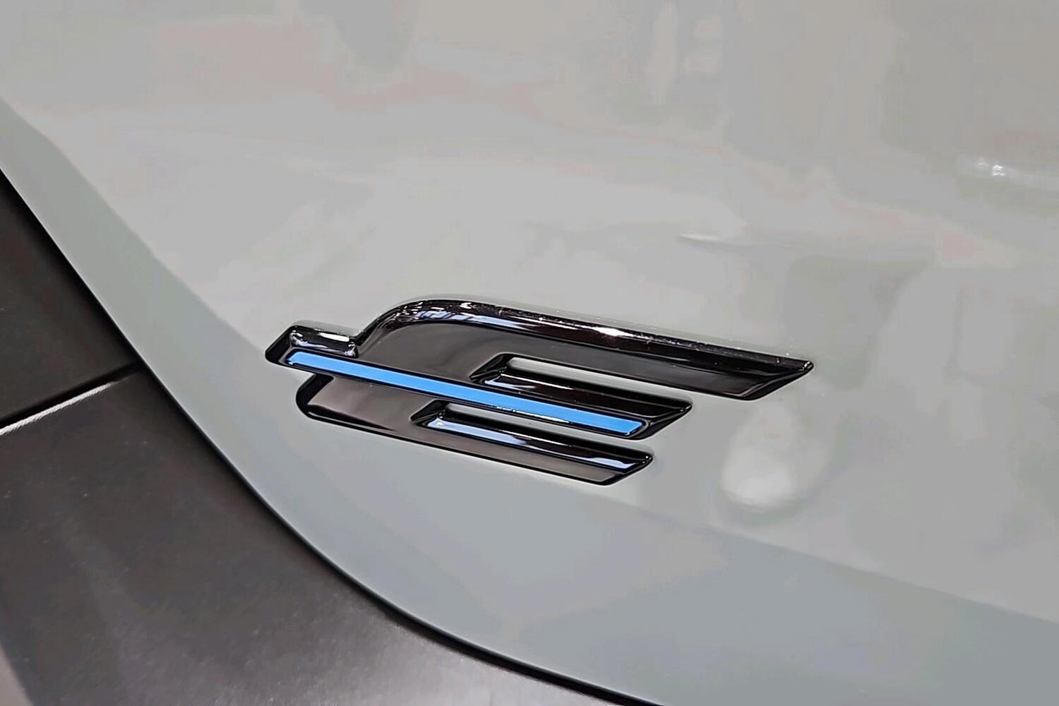 Ford Tourneo Courier vaihtoauto