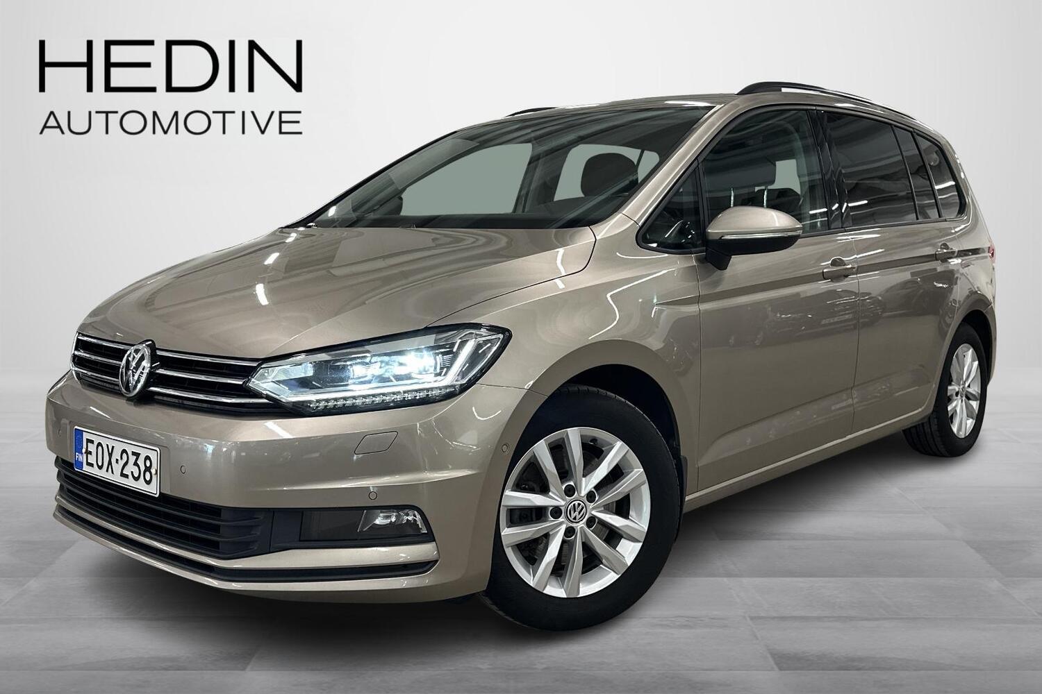 Volkswagen Touran vaihtoauto