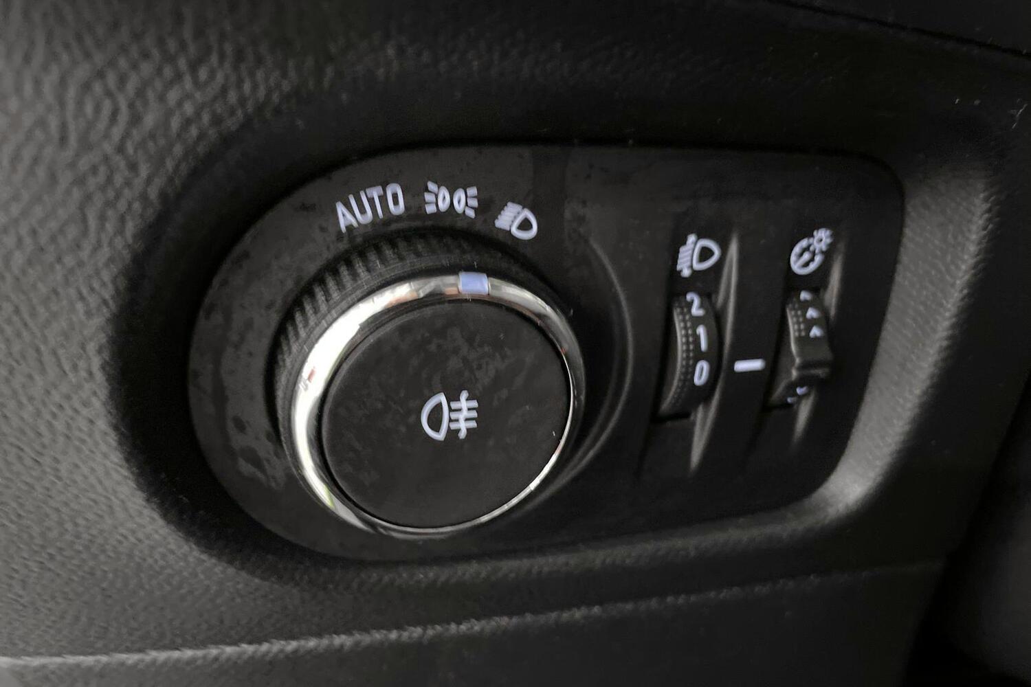 Opel Mokka-e vaihtoauto