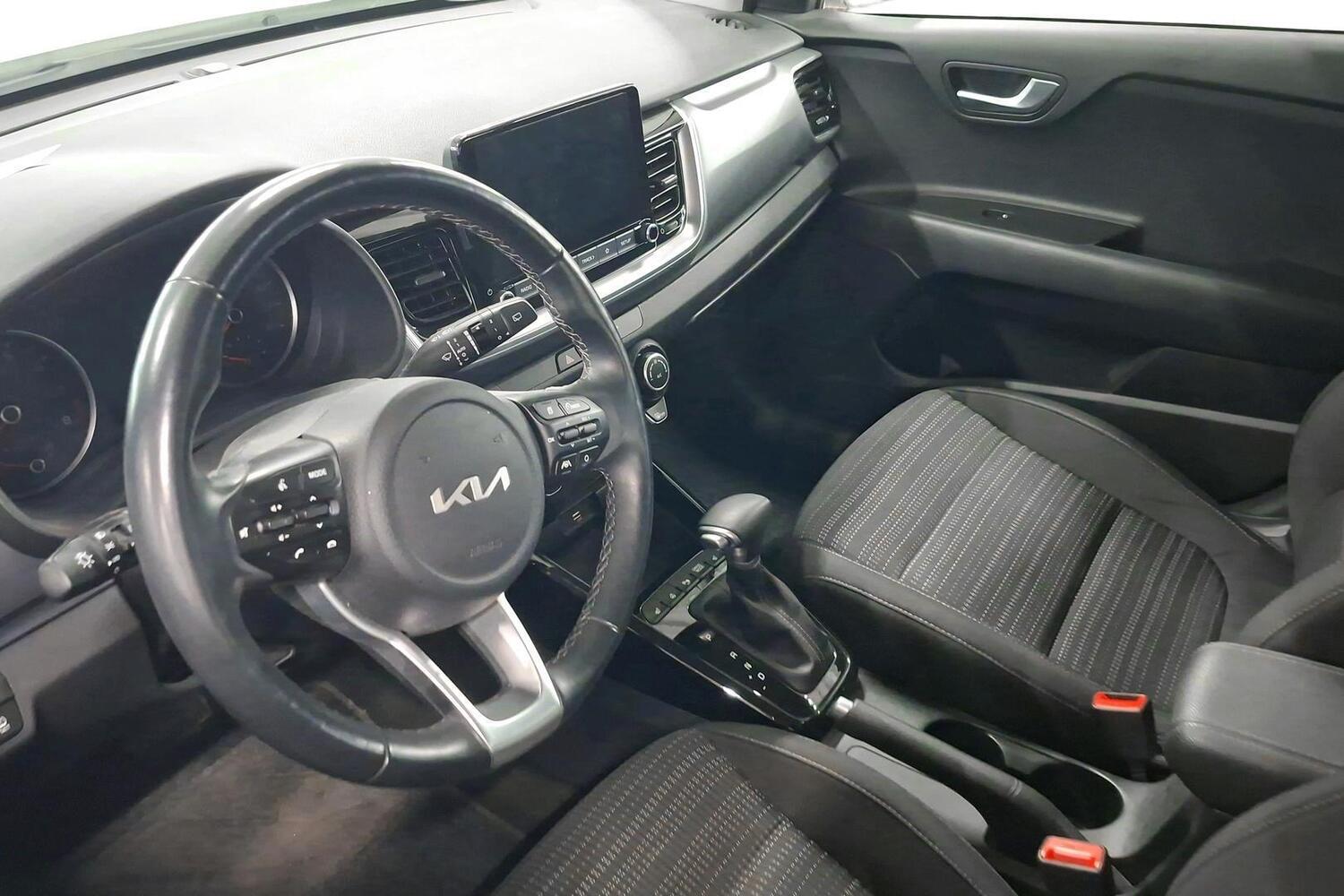 Kia Stonic vaihtoauto