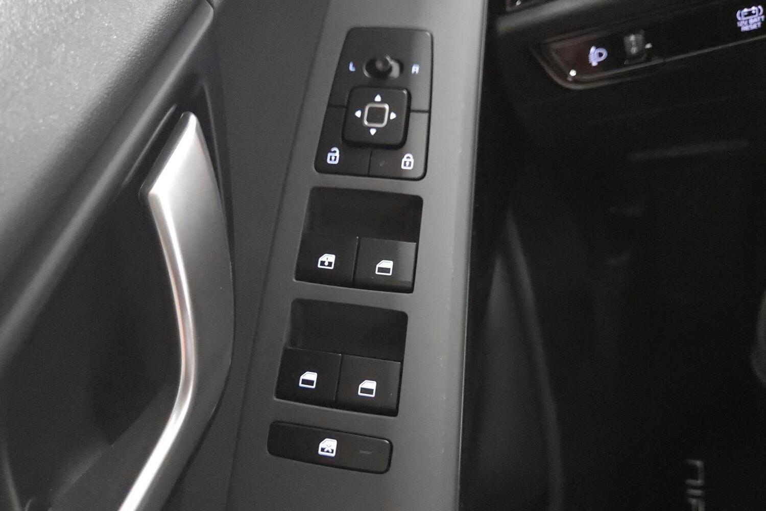Kia Niro vaihtoauto