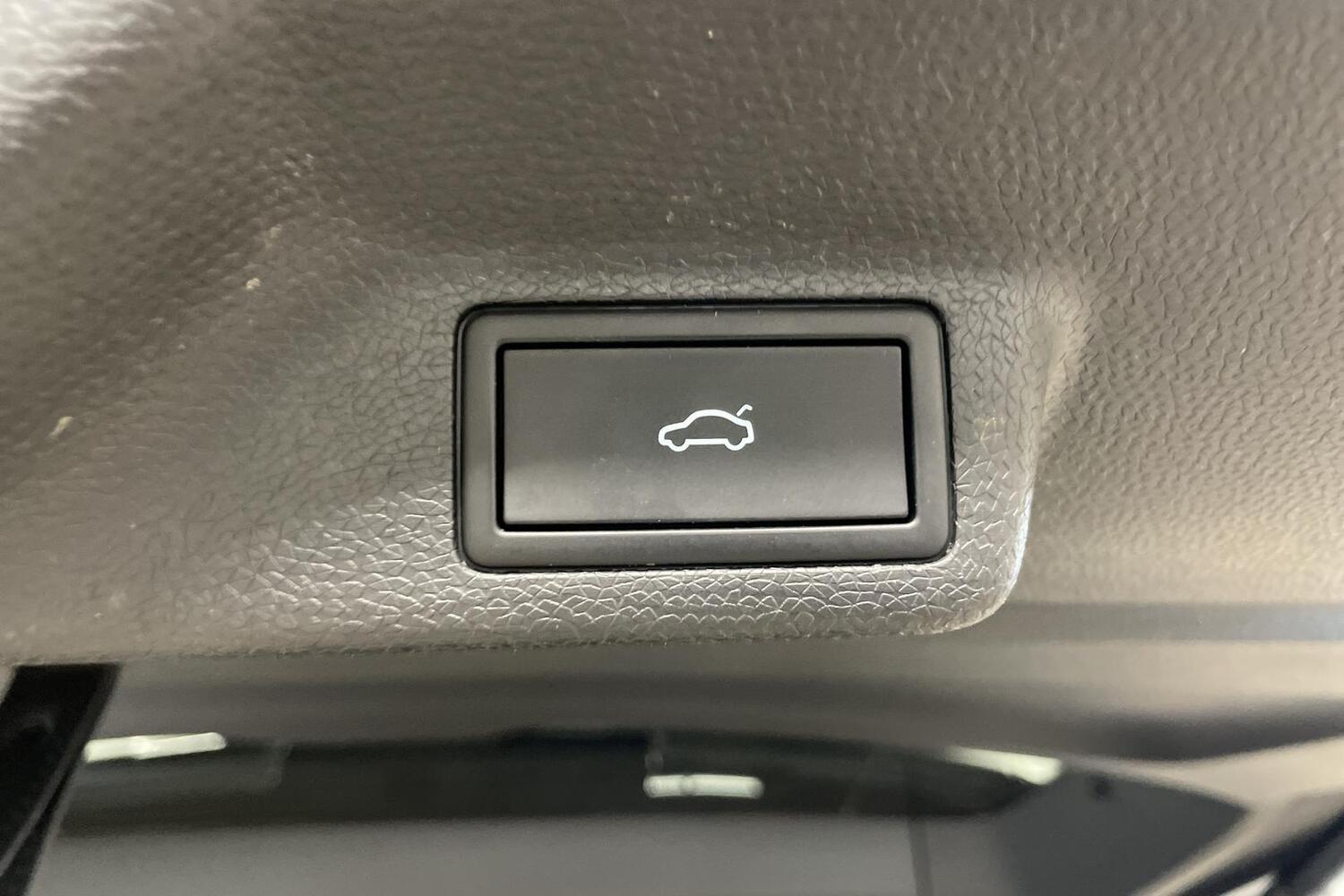 Volkswagen ID. Buzz vaihtoauto