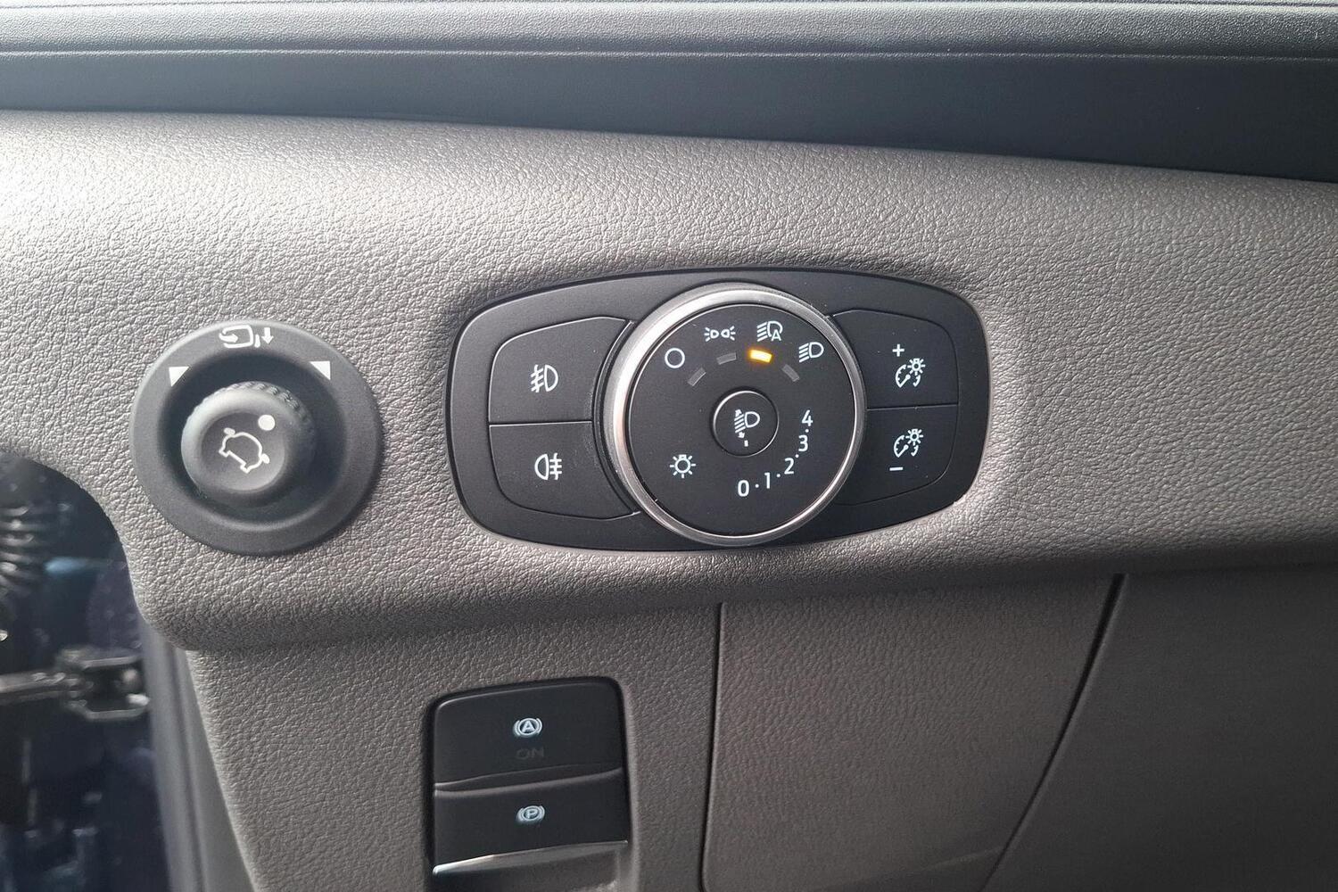 Ford Transit vaihtoauto