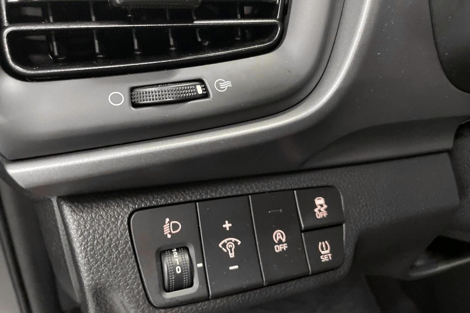 Kia Stonic vaihtoauto