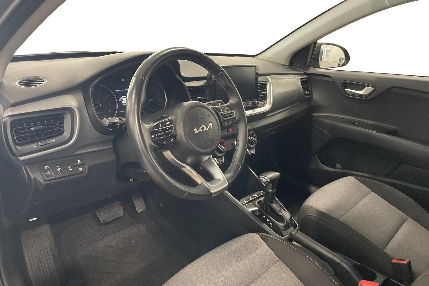 Kia Stonic vaihtoauto