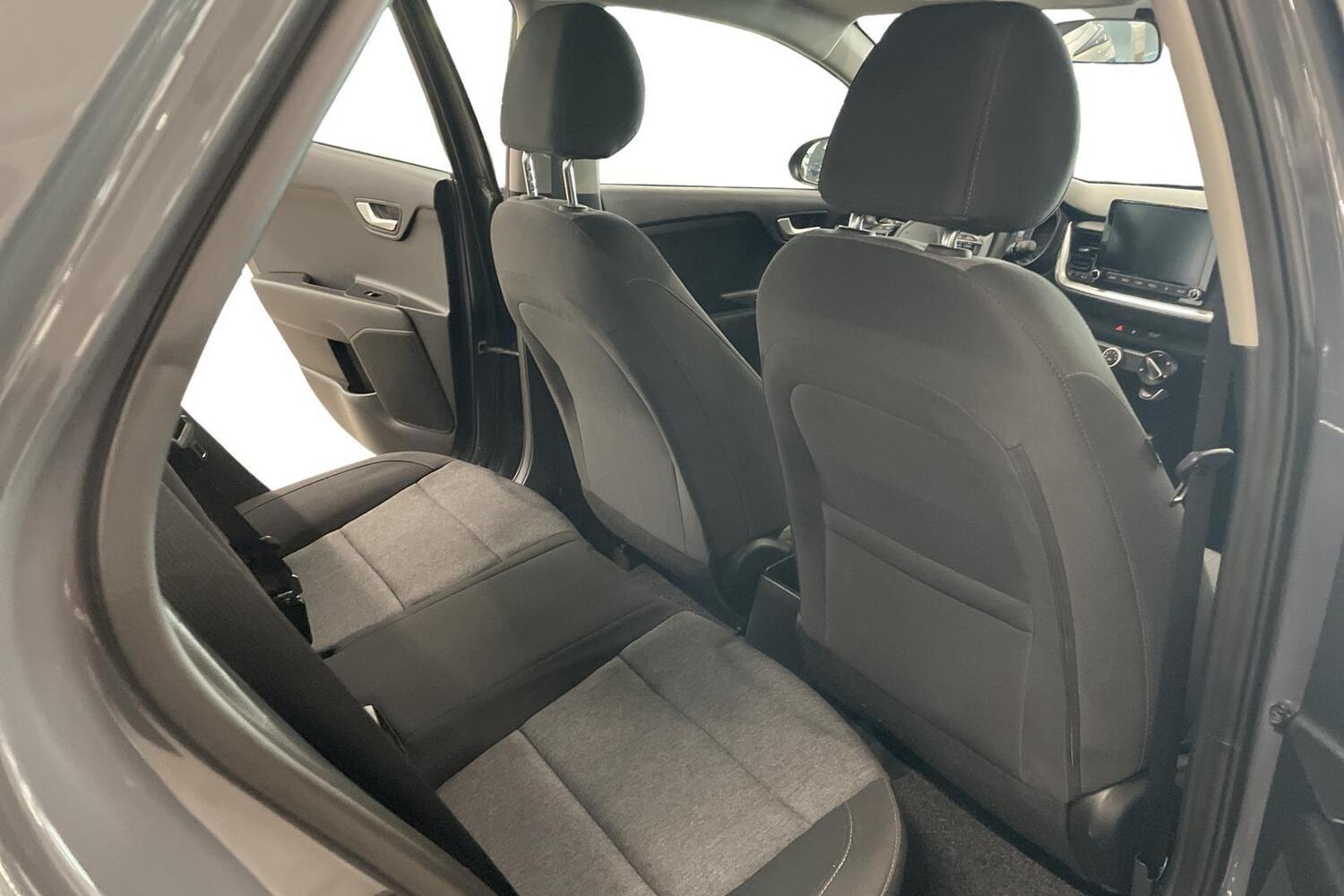 Kia Stonic vaihtoauto