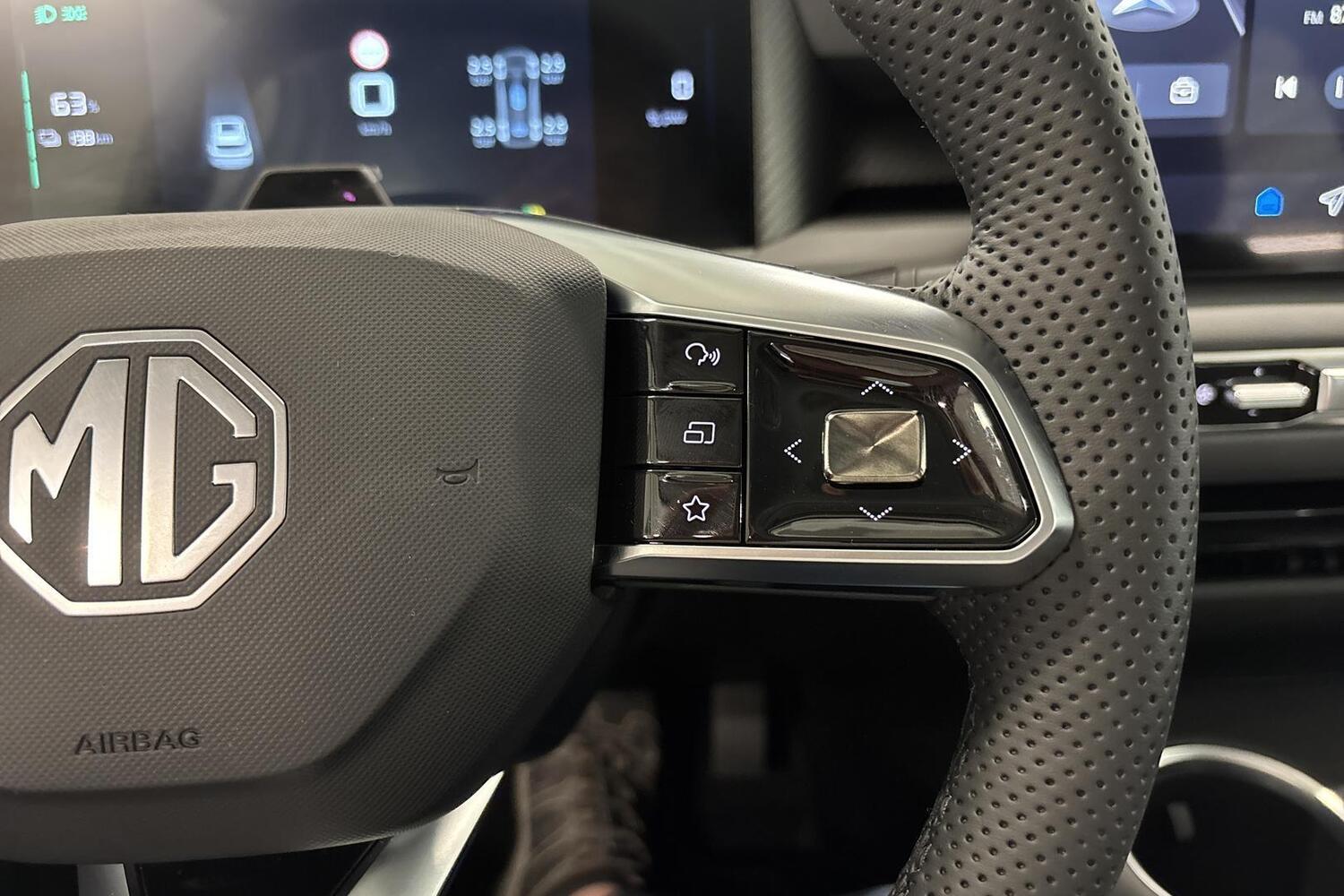 MG MGS5 EV vaihtoauto