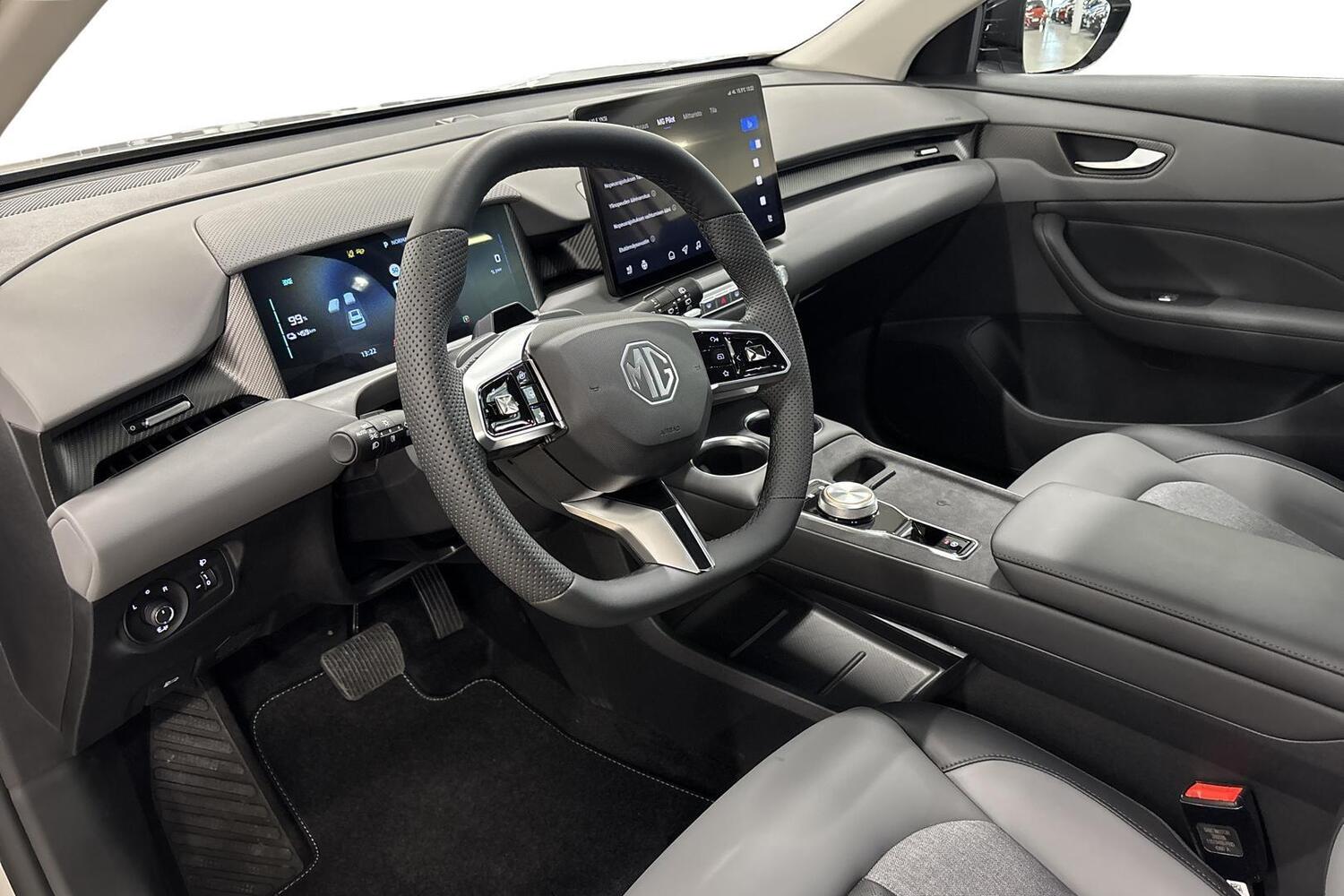 MG MGS5 EV vaihtoauto
