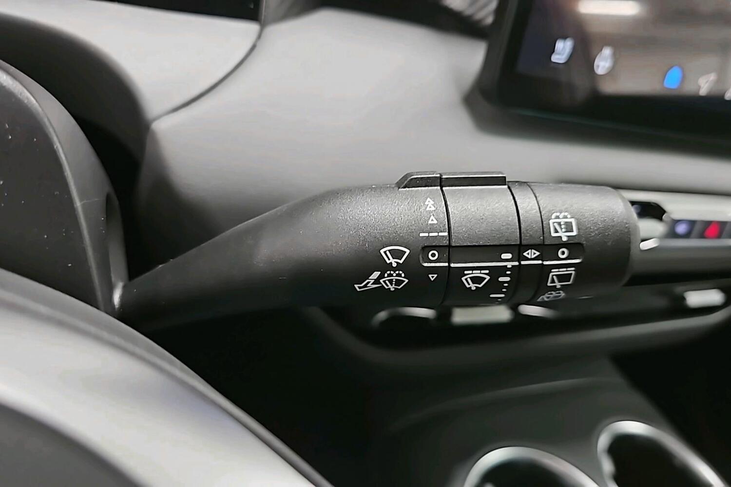 MG MGS5 EV vaihtoauto