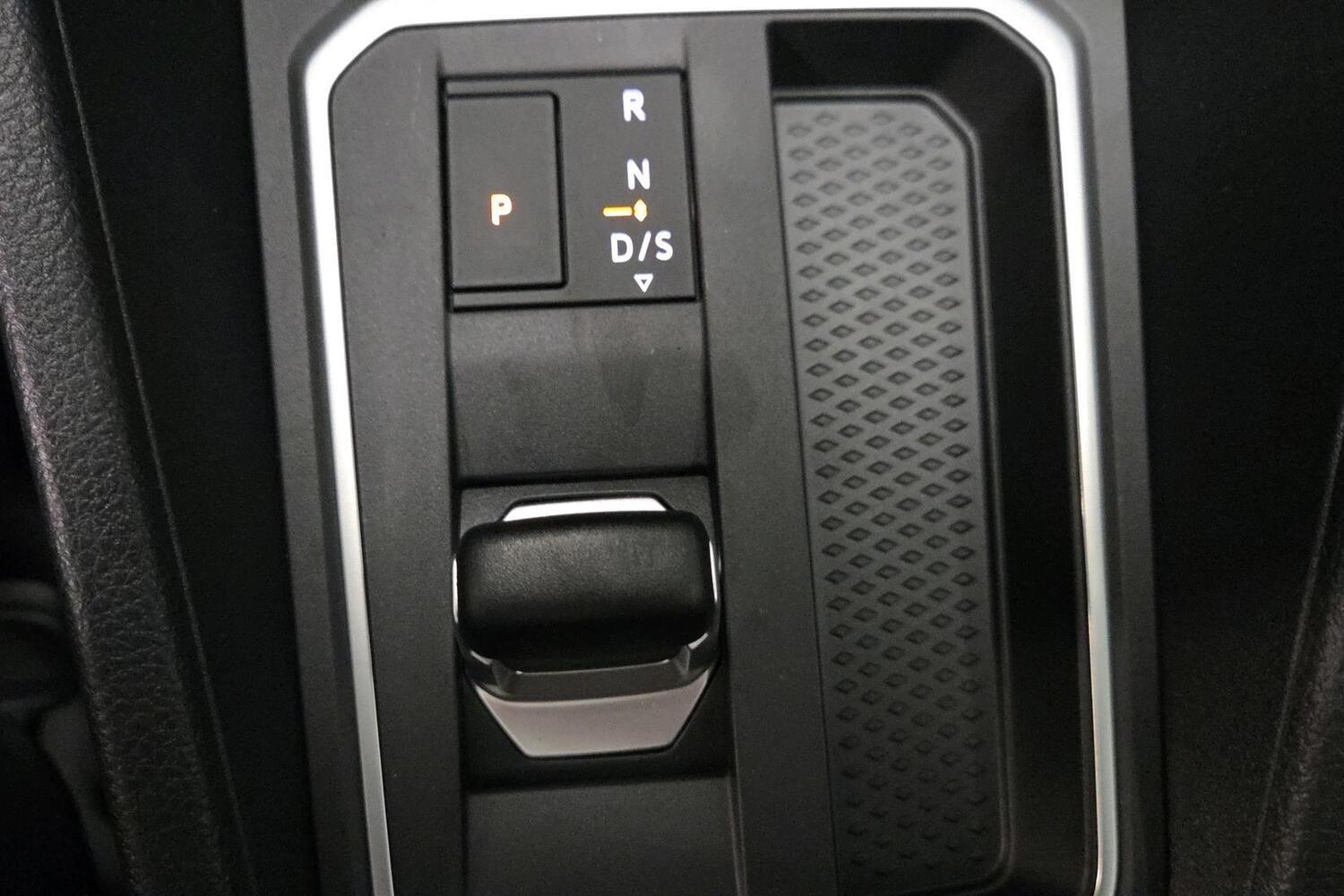 Ford Transit Connect vaihtoauto