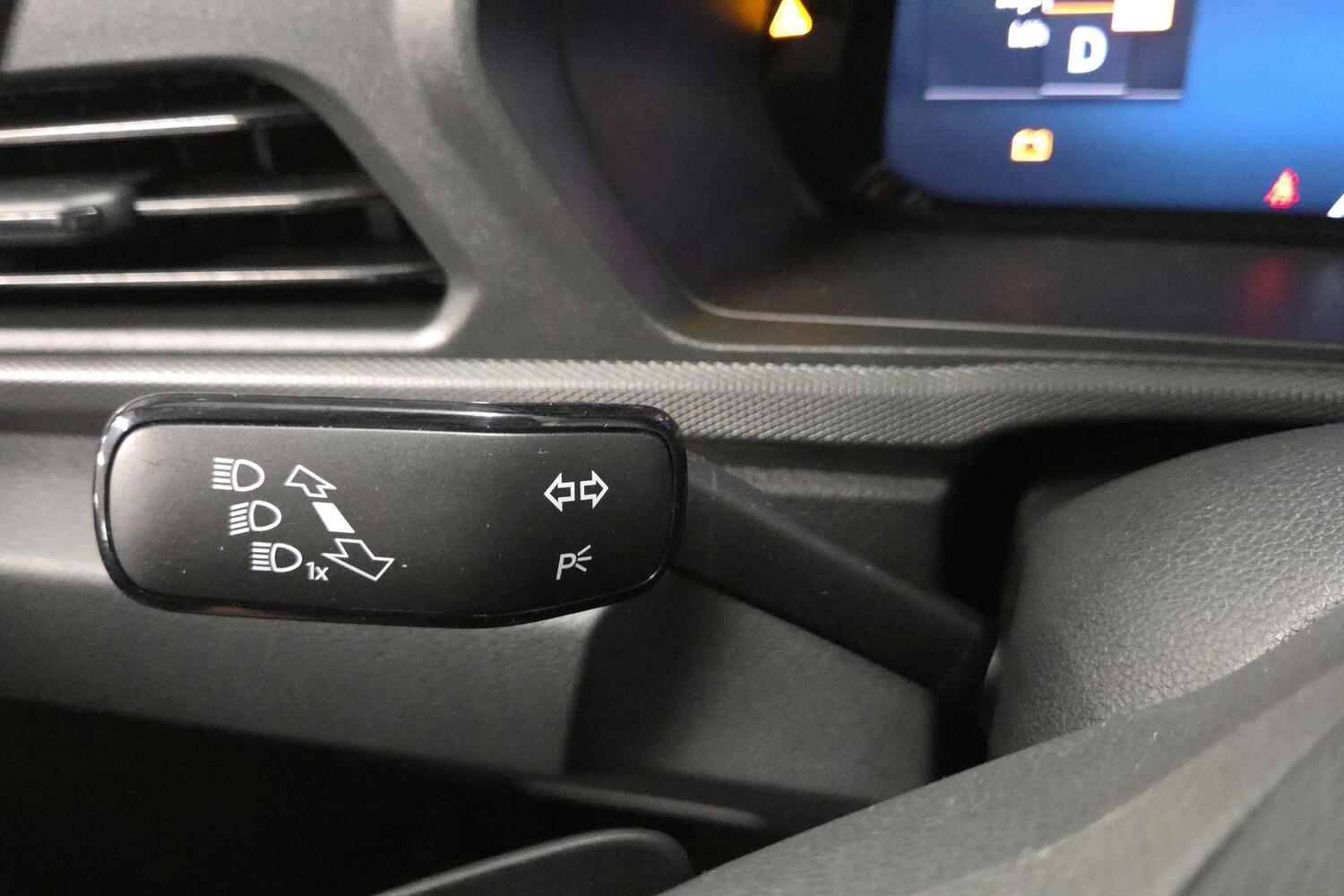 Ford Transit Connect vaihtoauto