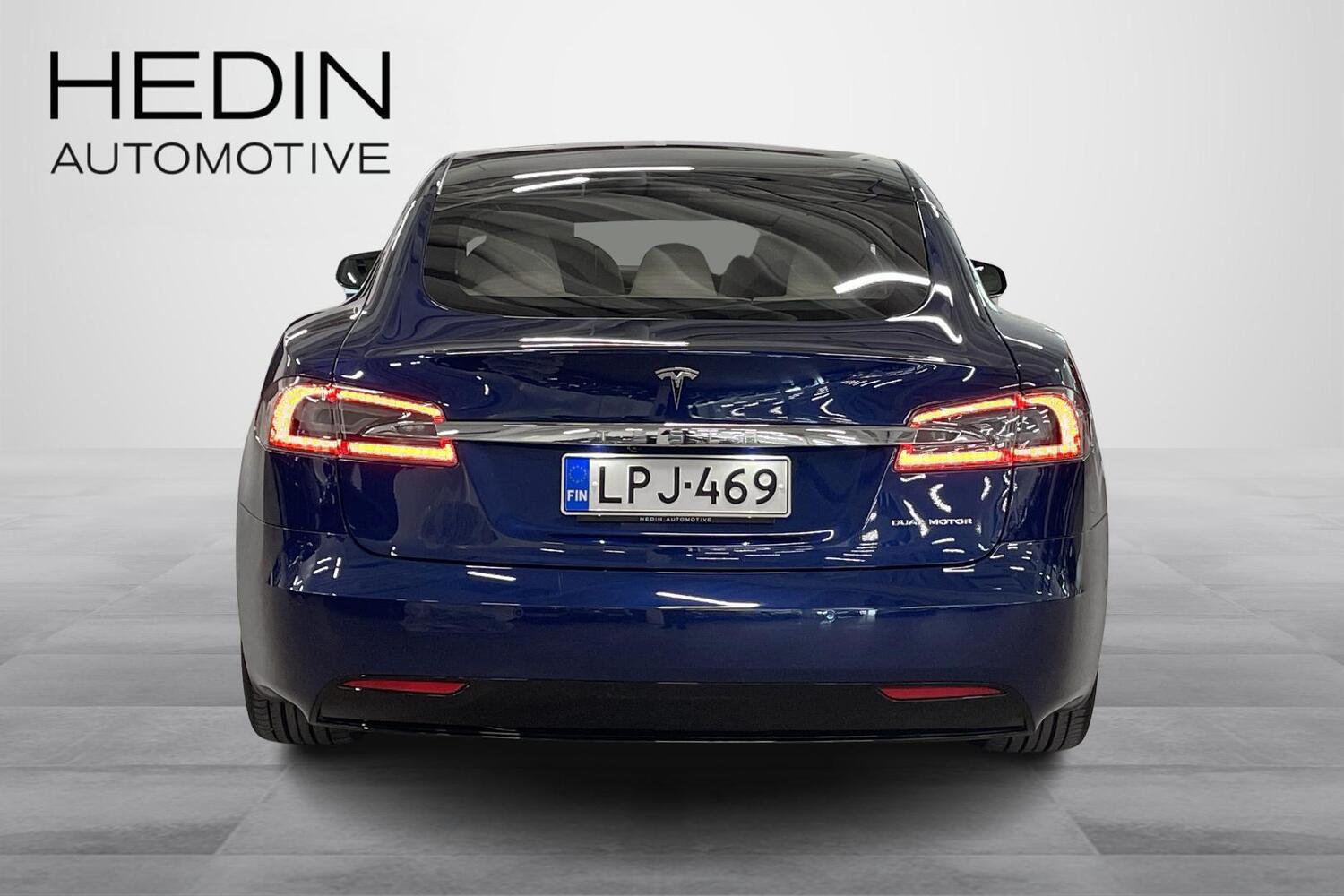 Tesla Model S vaihtoauto