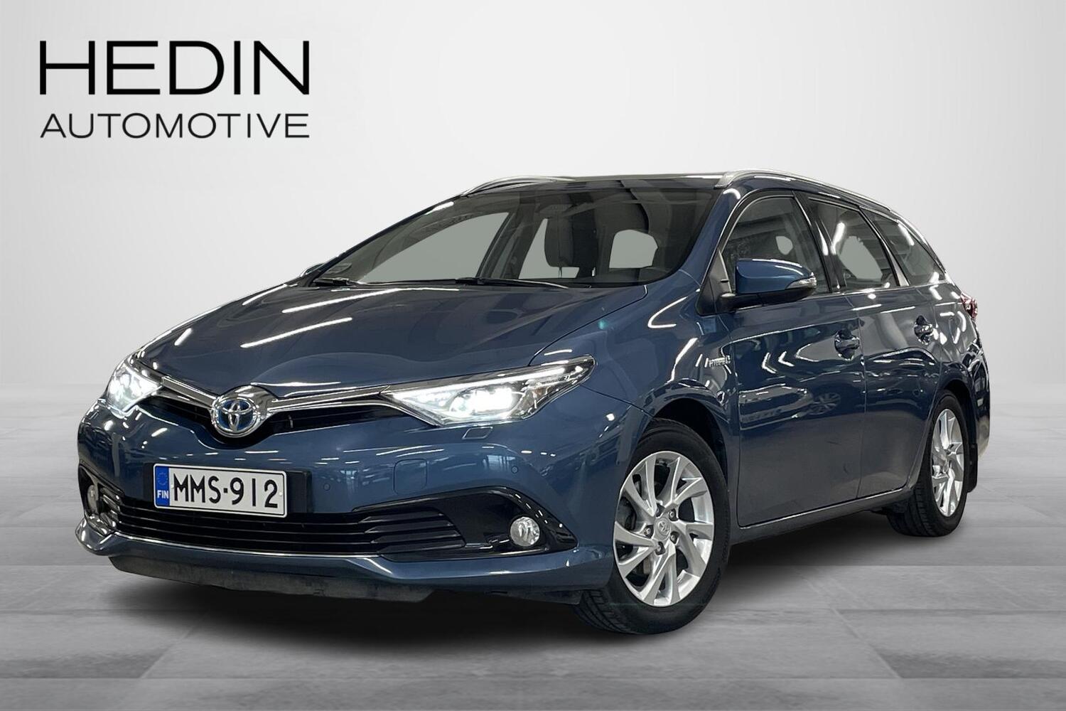 Toyota Auris vaihtoauto