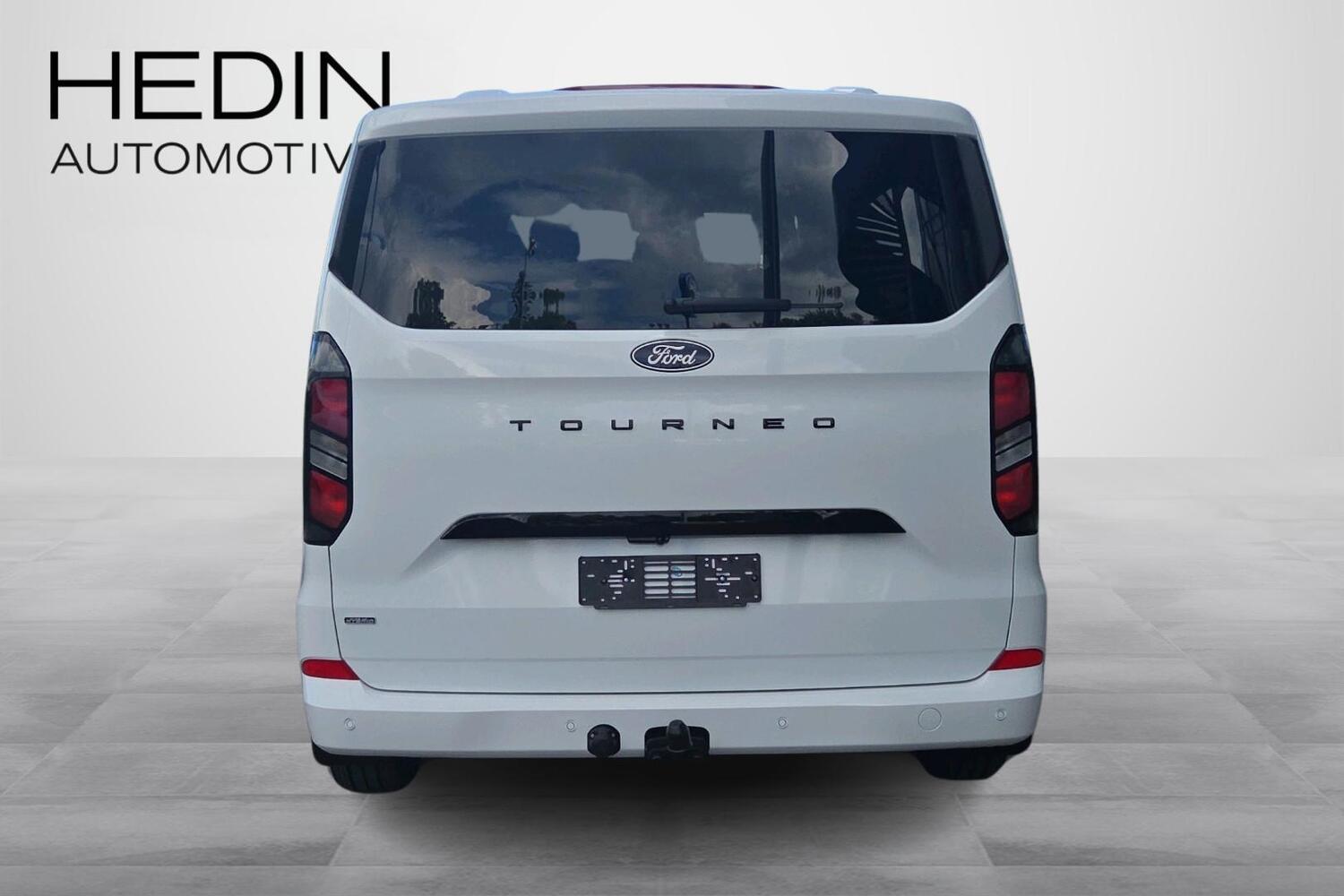 Ford Tourneo Custom vaihtoauto