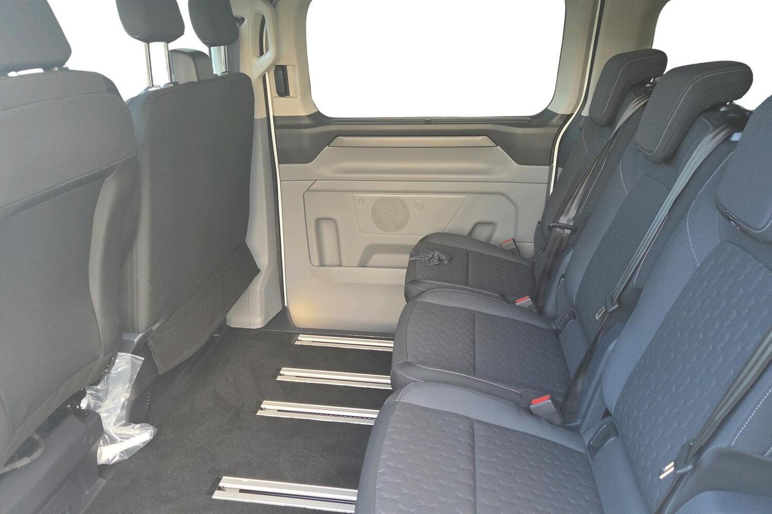 Ford Tourneo Custom vaihtoauto
