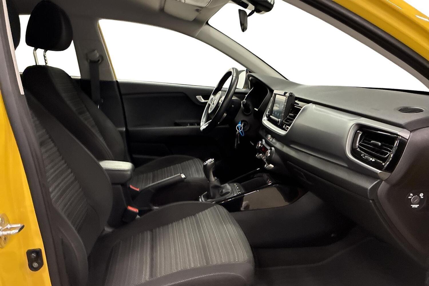 Kia Stonic vaihtoauto
