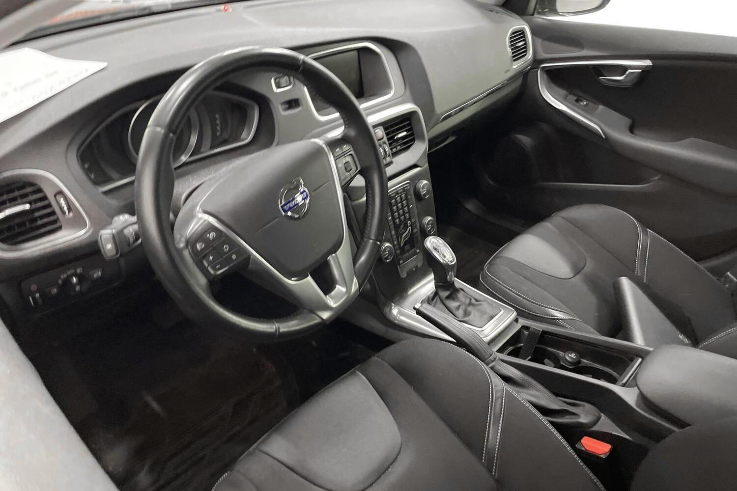 Volvo V40 vaihtoauto