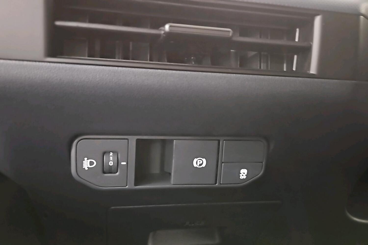 Kia PV5 Cargo vaihtoauto