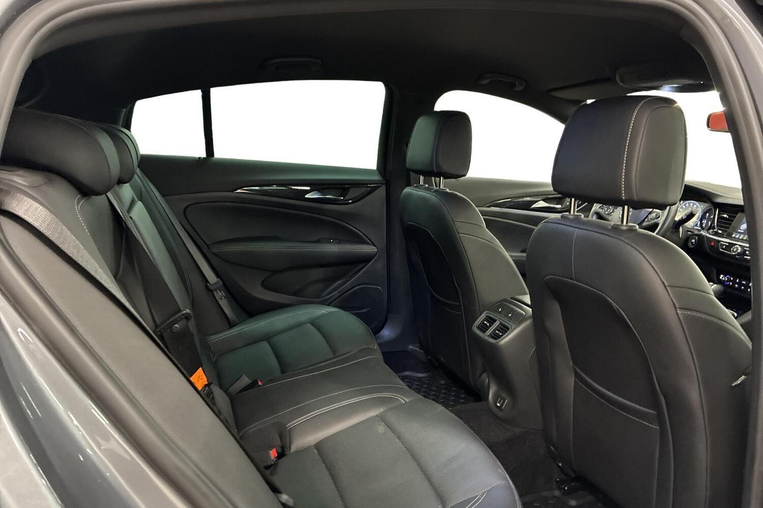 Opel Insignia vaihtoauto