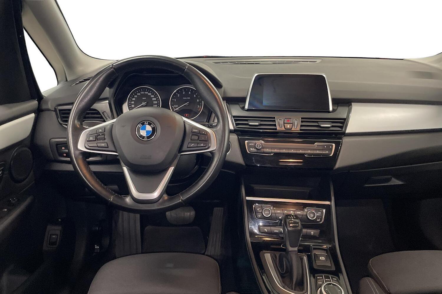 BMW 225 vaihtoauto