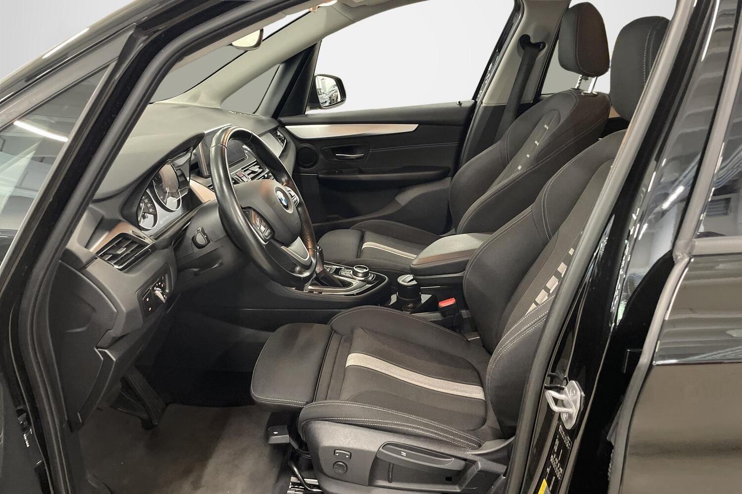 BMW 225 vaihtoauto