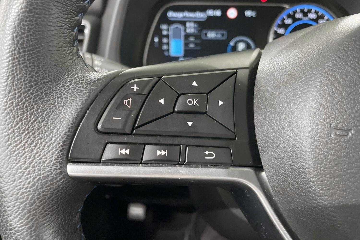 Nissan Leaf vaihtoauto