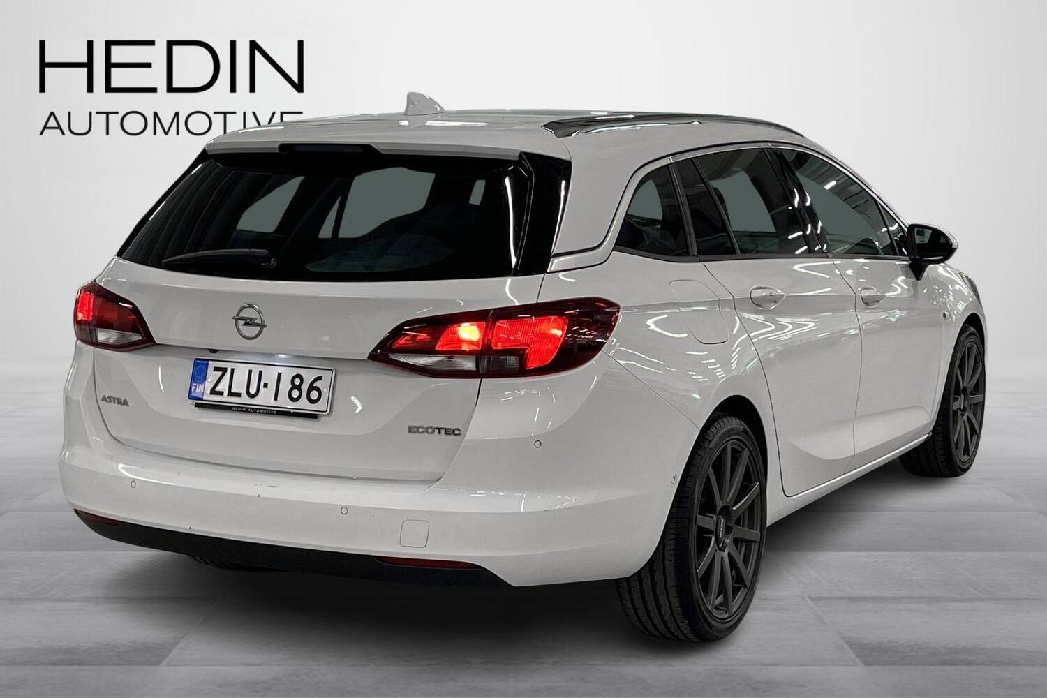 Opel Astra vaihtoauto