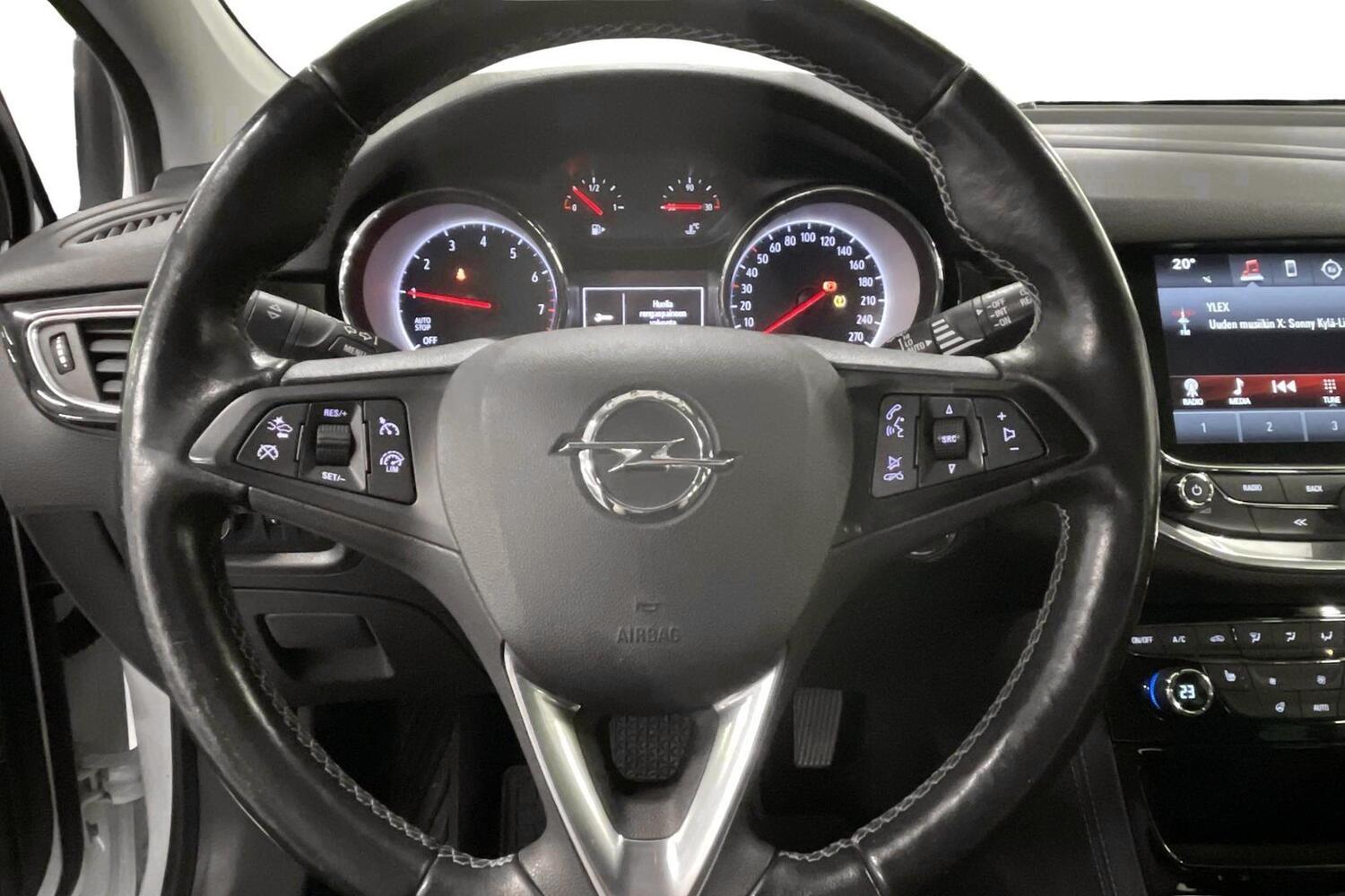 Opel Astra vaihtoauto