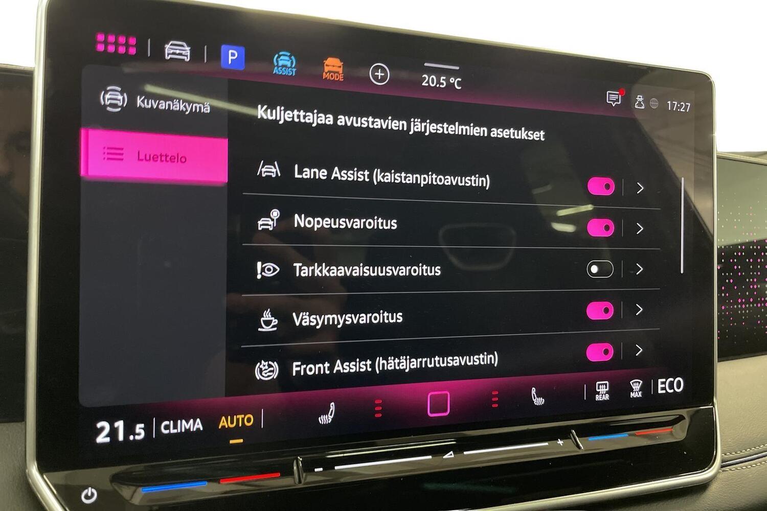 Volkswagen Tiguan vaihtoauto