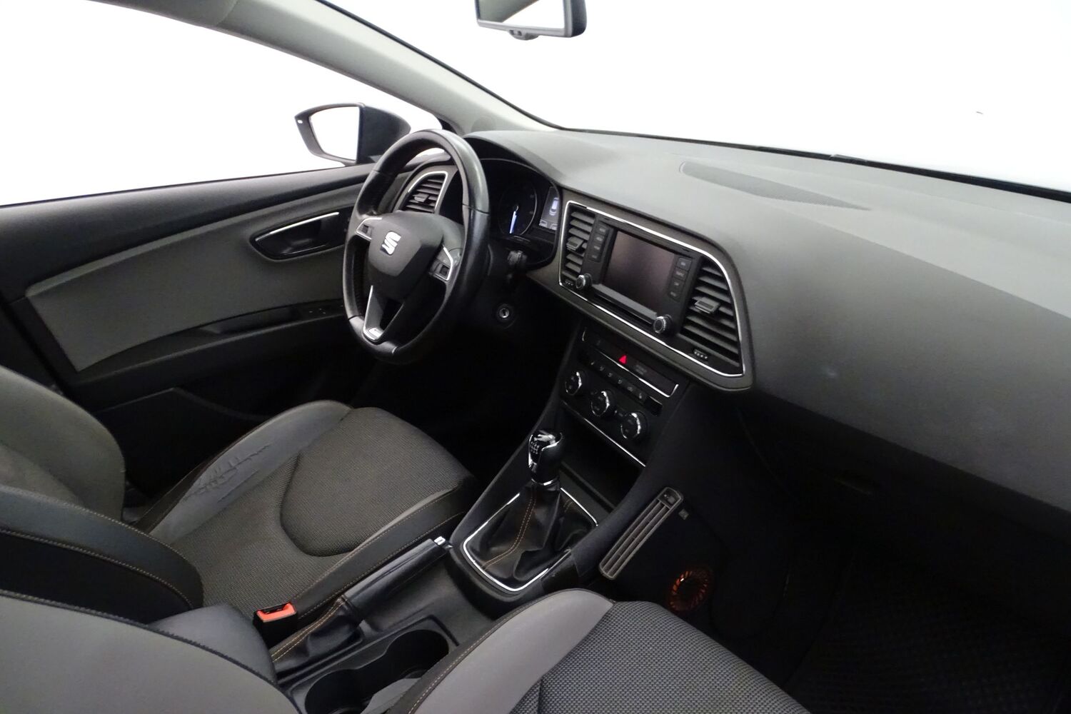 SEAT Leon X-Perience vaihtoauto