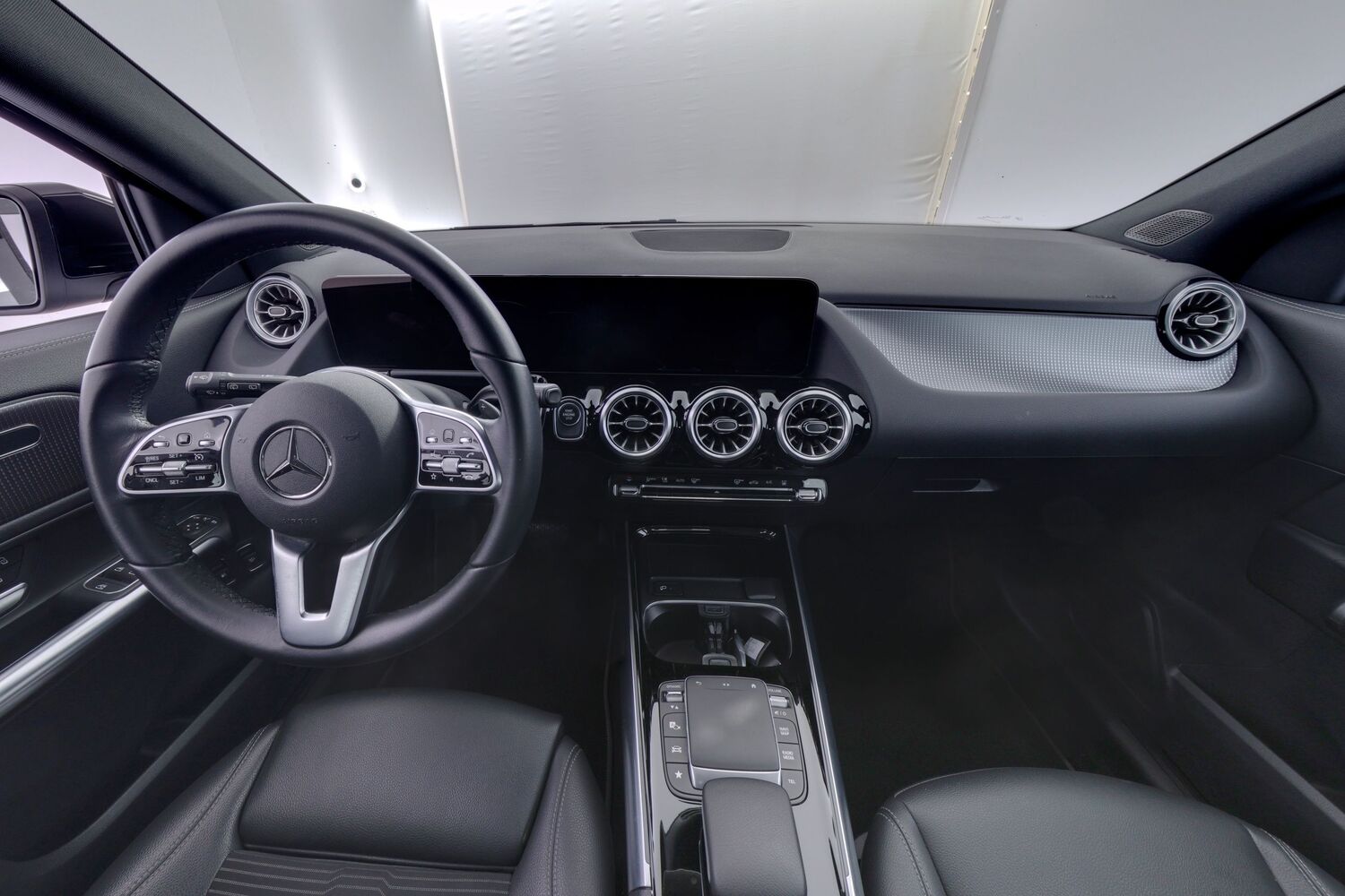 Mercedes-Benz GLA vaihtoauto