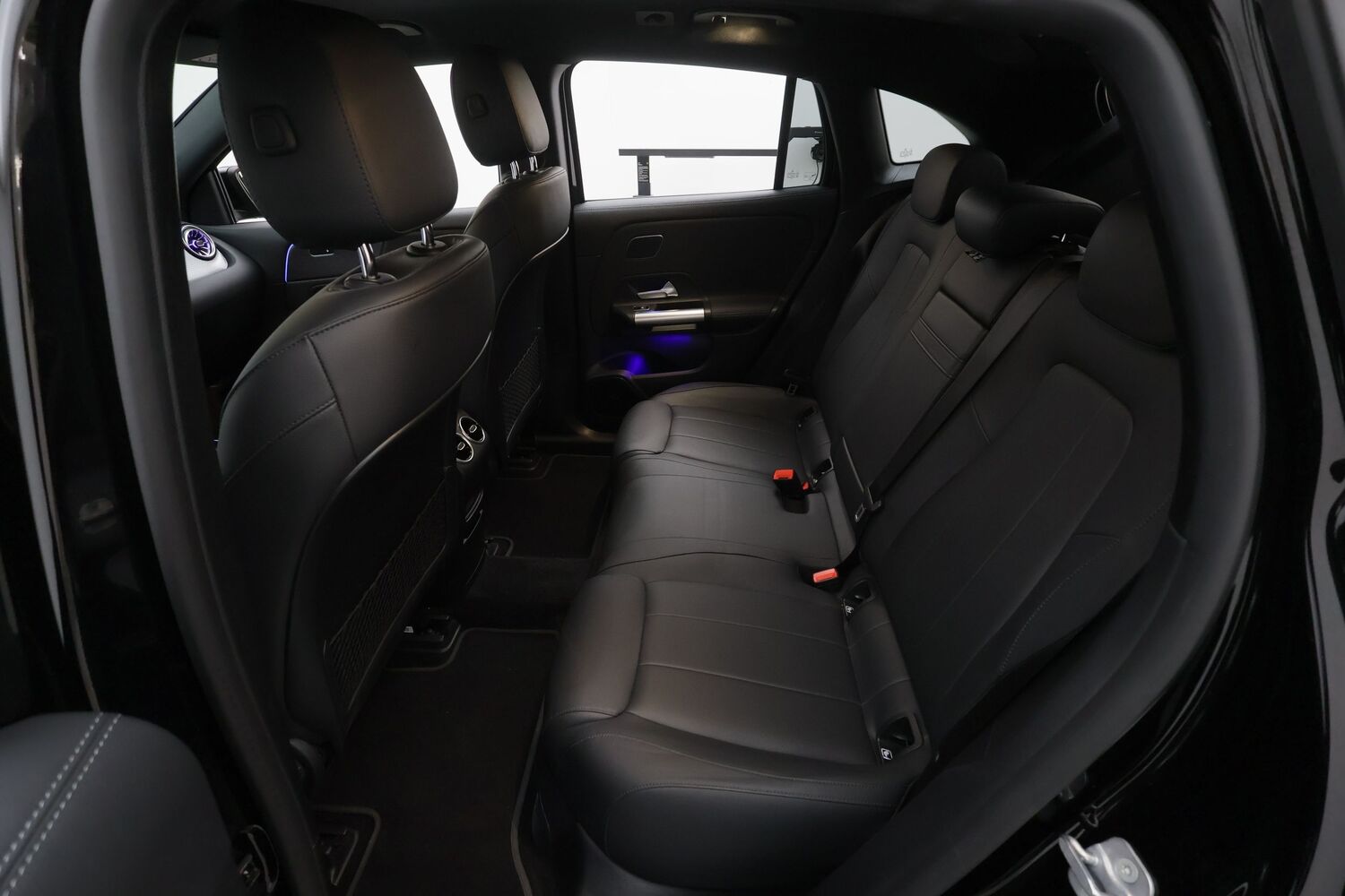 Mercedes-Benz EQA vaihtoauto