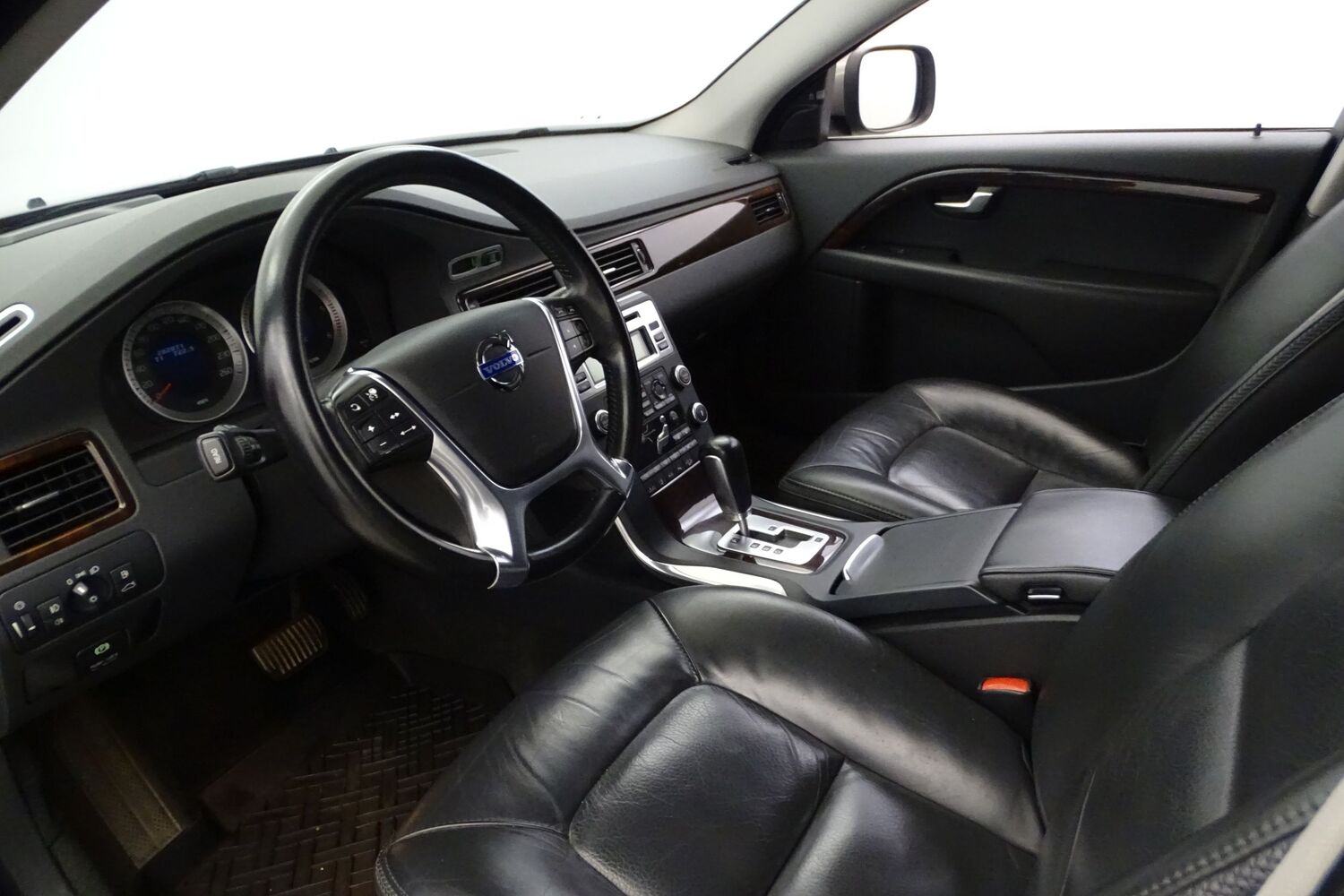 Volvo XC70 vaihtoauto