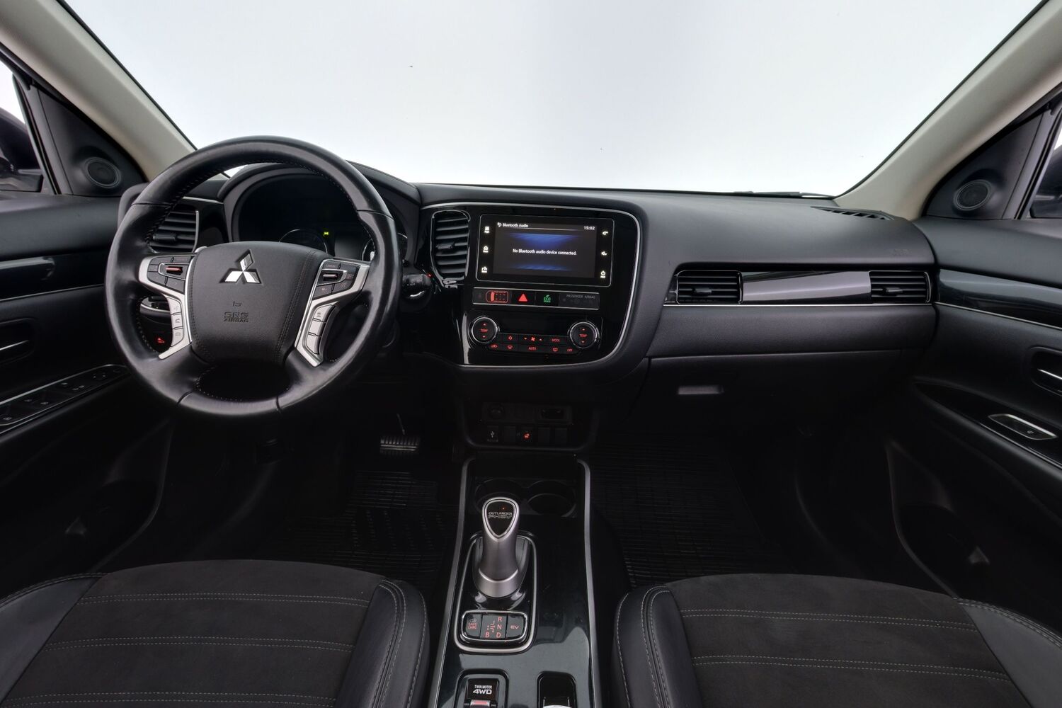 Mitsubishi Outlander PHEV vaihtoauto
