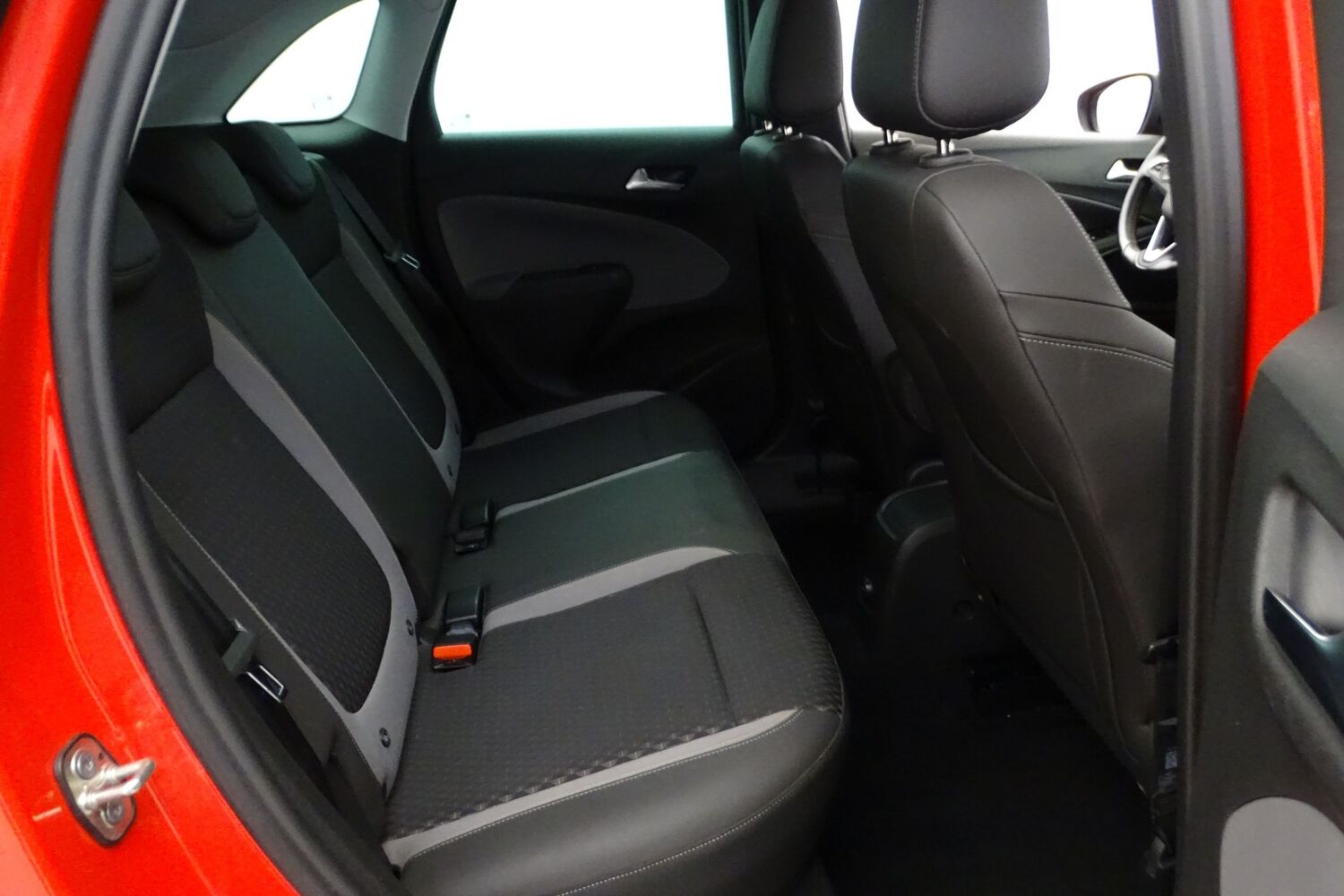 Opel Crossland X vaihtoauto