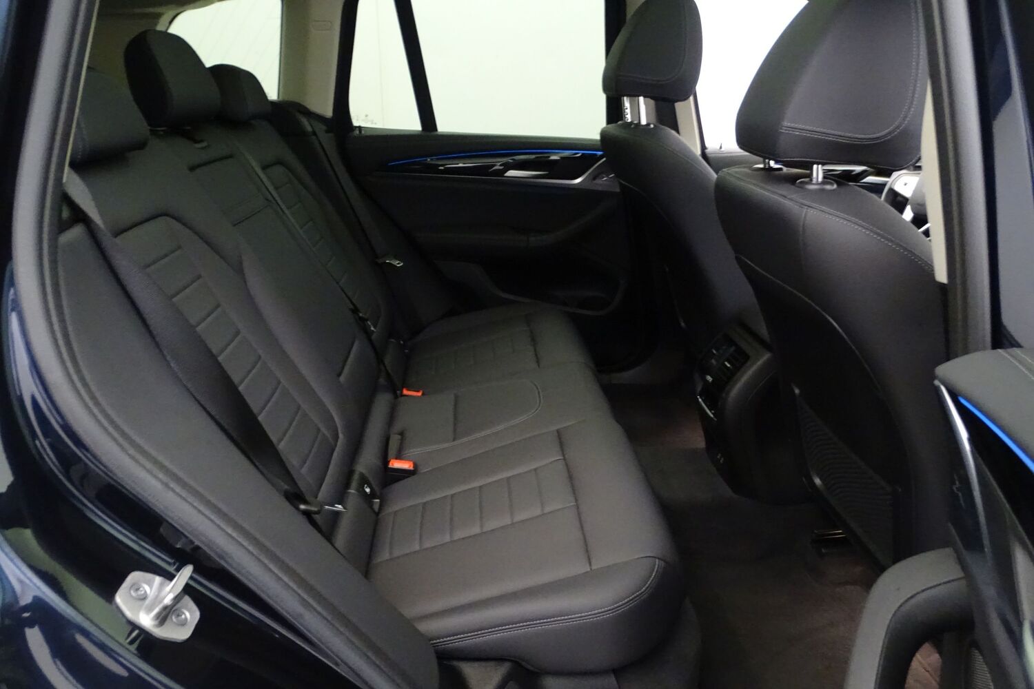 BMW iX3 vaihtoauto