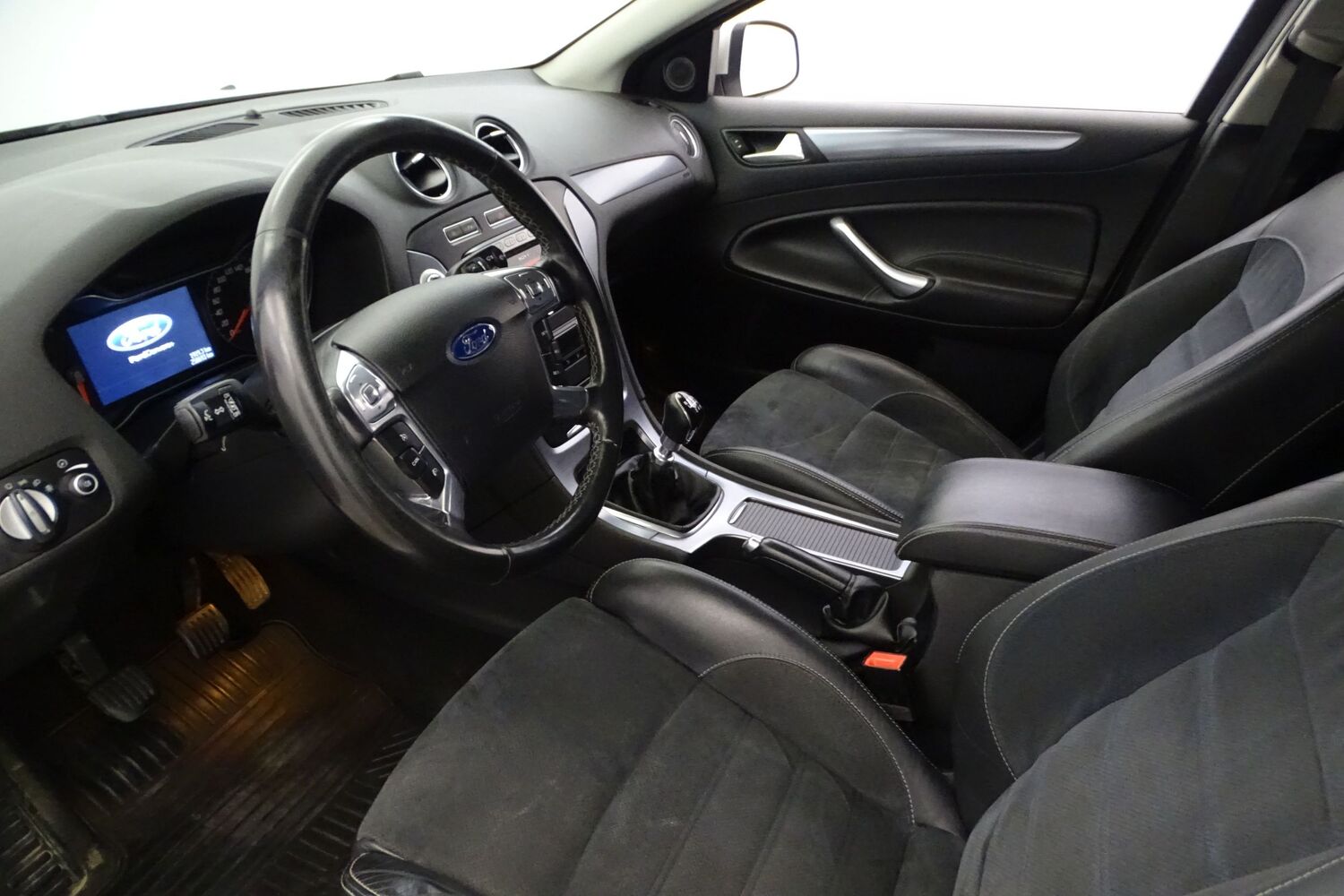 Ford Mondeo vaihtoauto