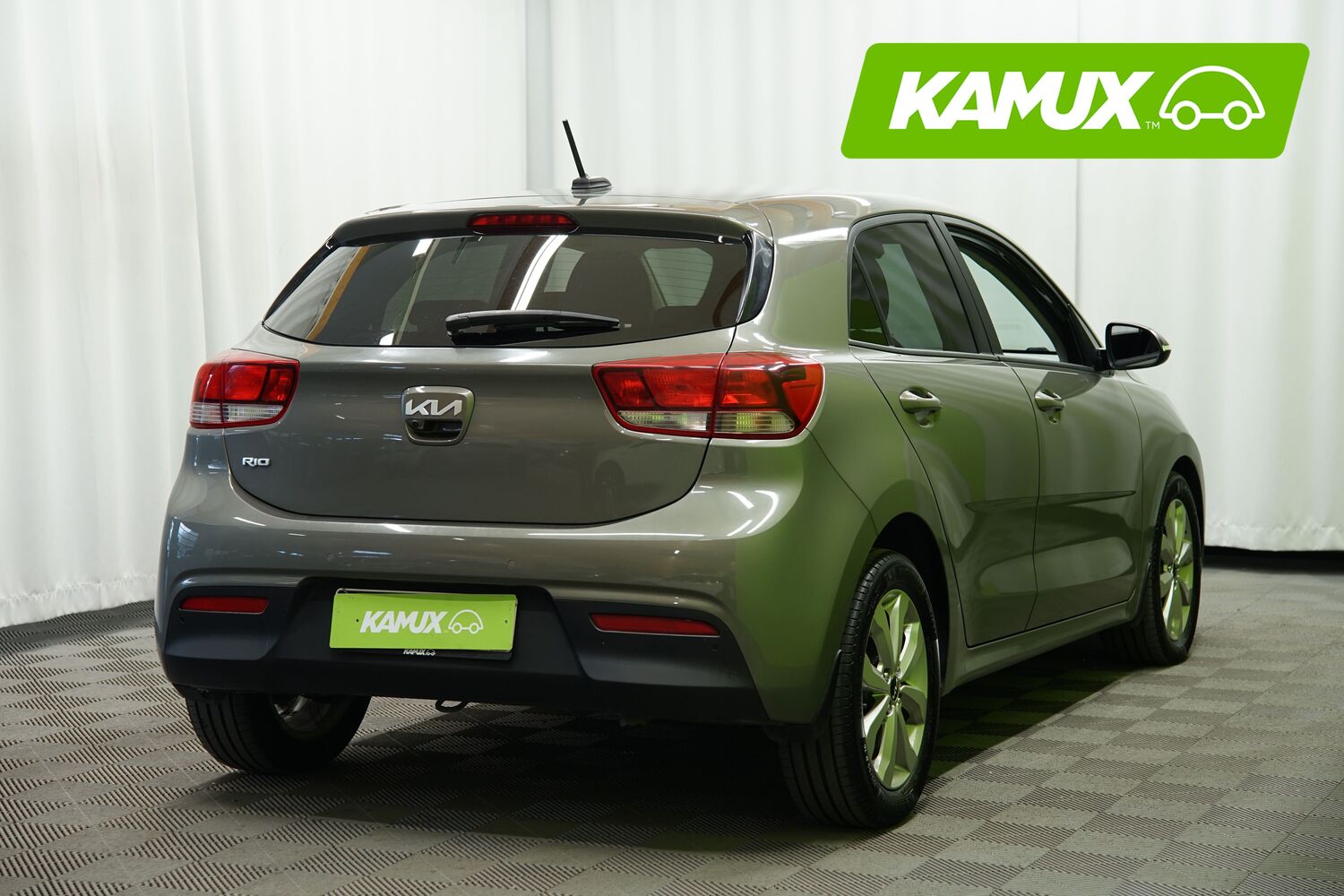 Kia Rio vaihtoauto