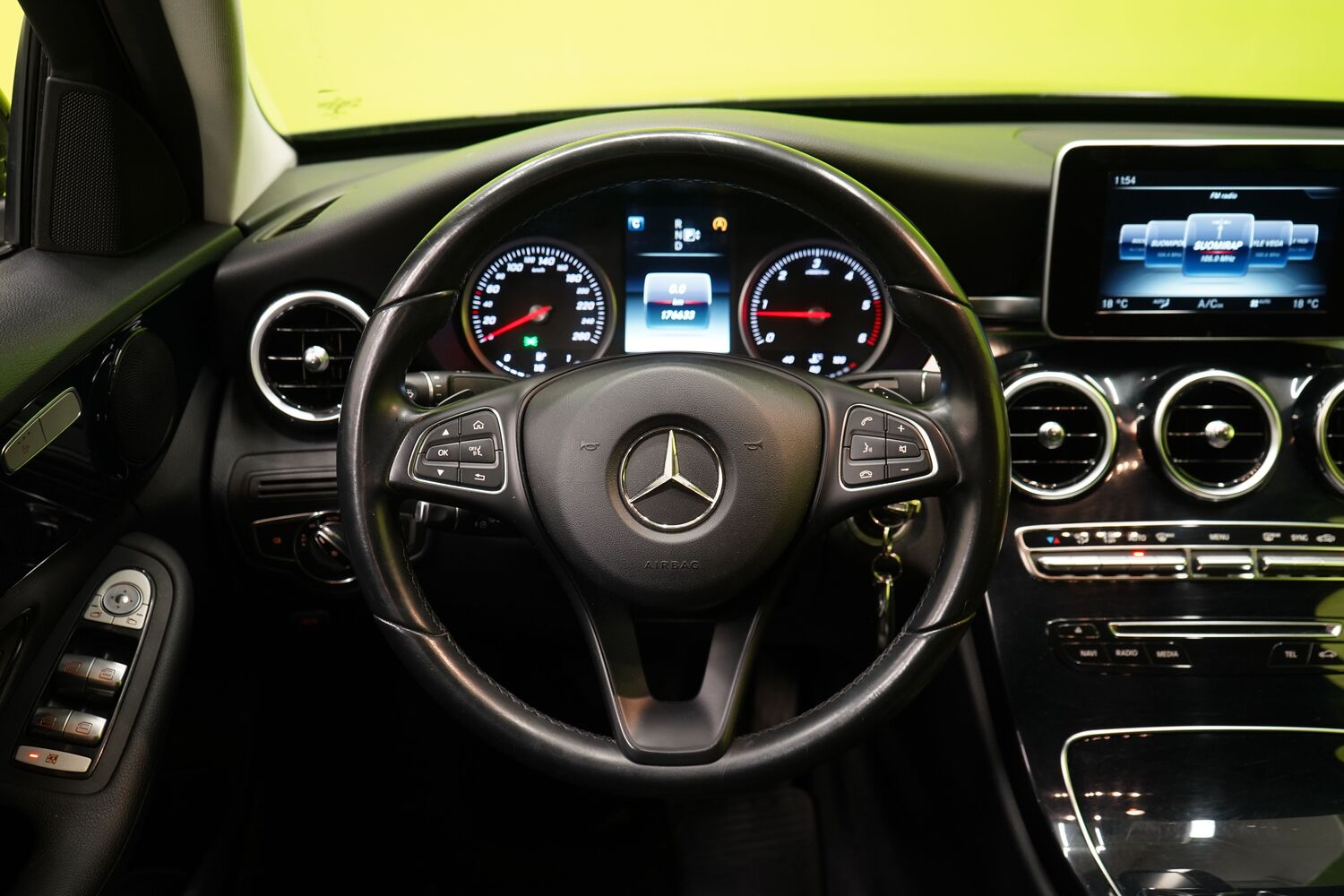 Mercedes-Benz C vaihtoauto