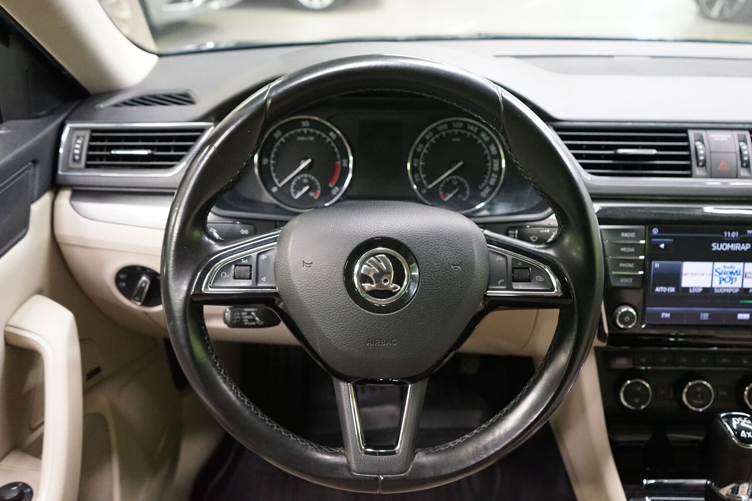 Skoda Superb vaihtoauto