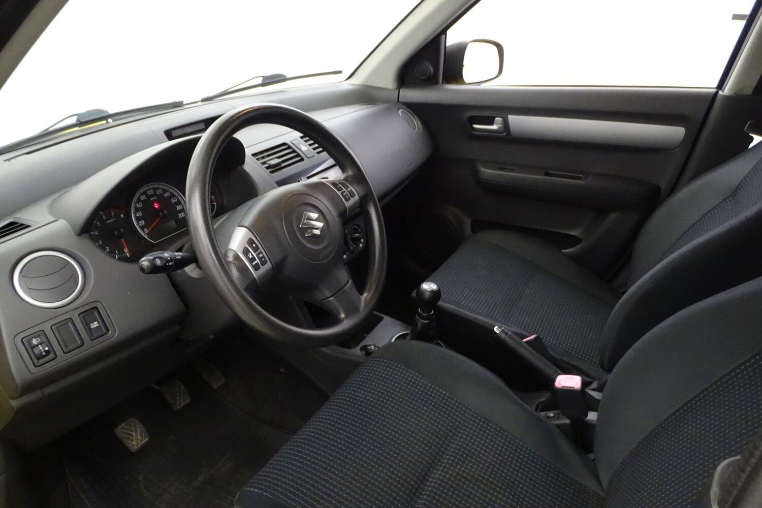 Suzuki Swift vaihtoauto