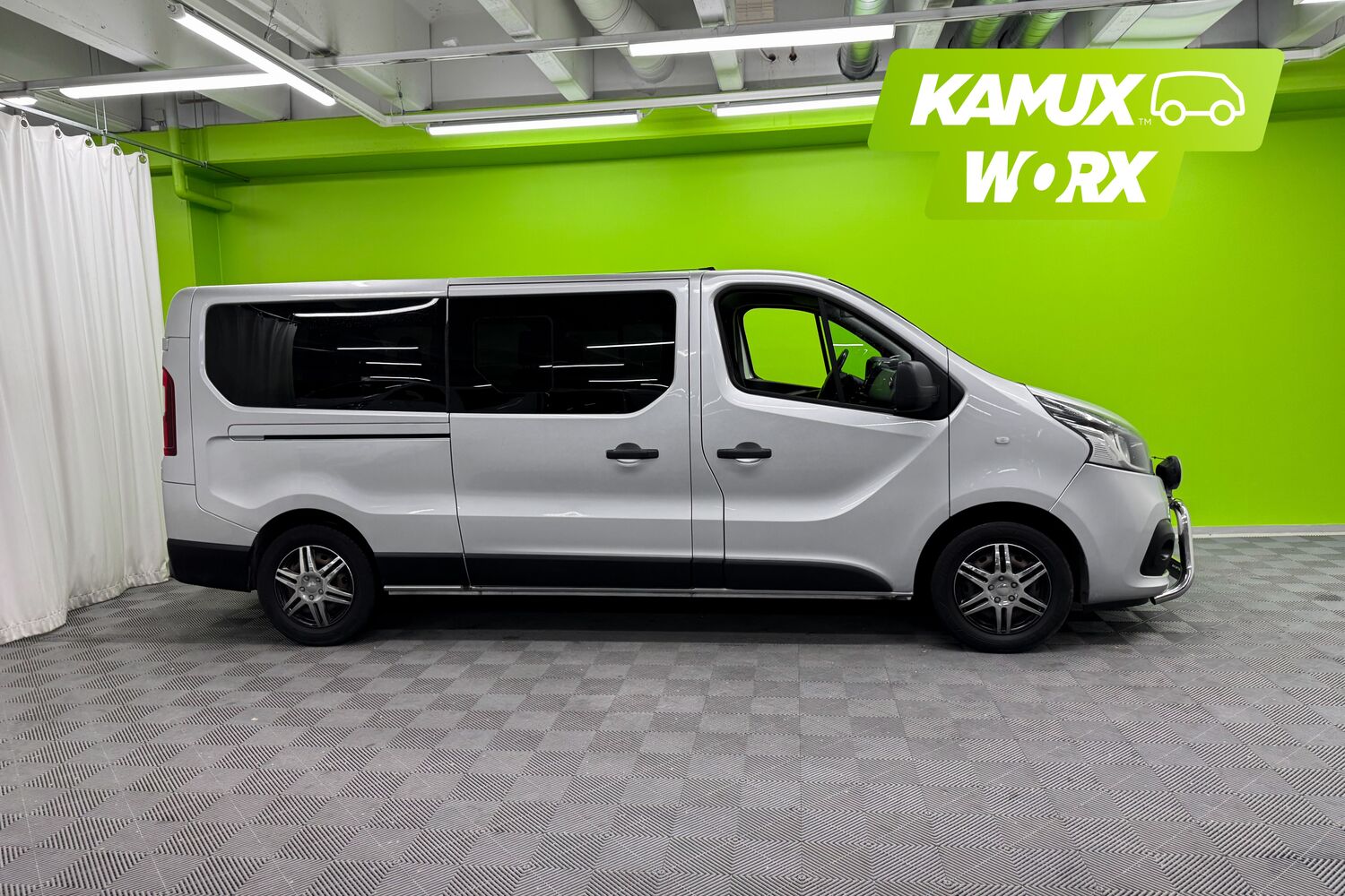 Renault Trafic Passenger vaihtoauto