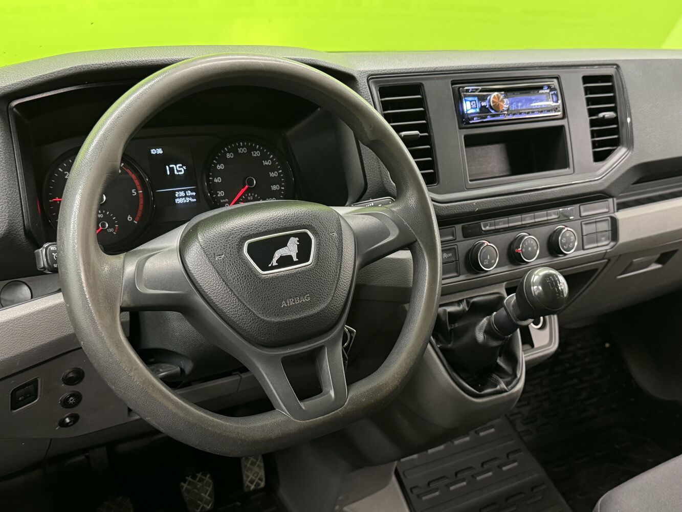 Volkswagen Crafter vaihtoauto