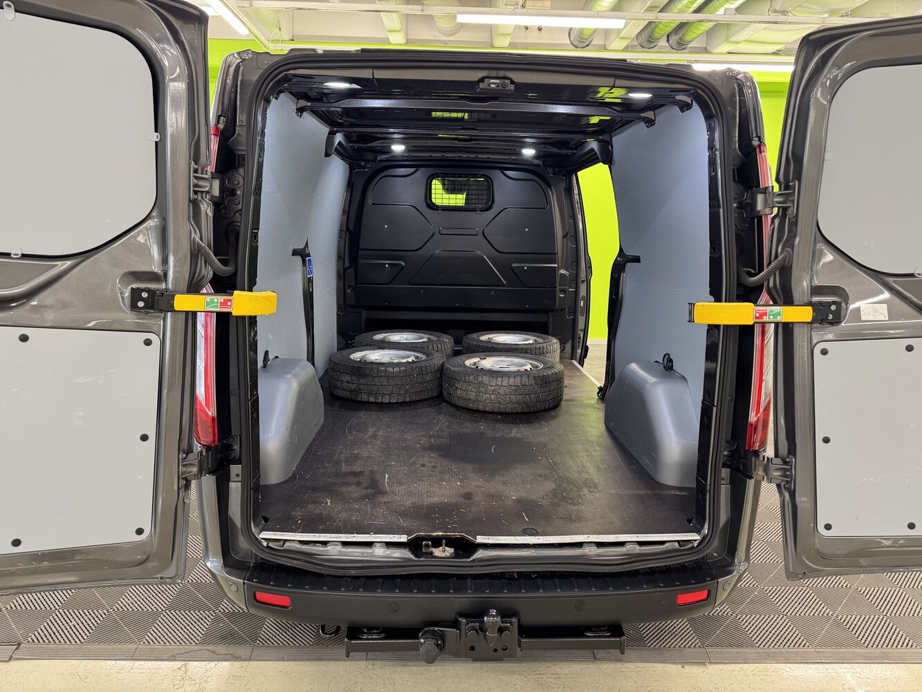 Ford Transit Custom vaihtoauto